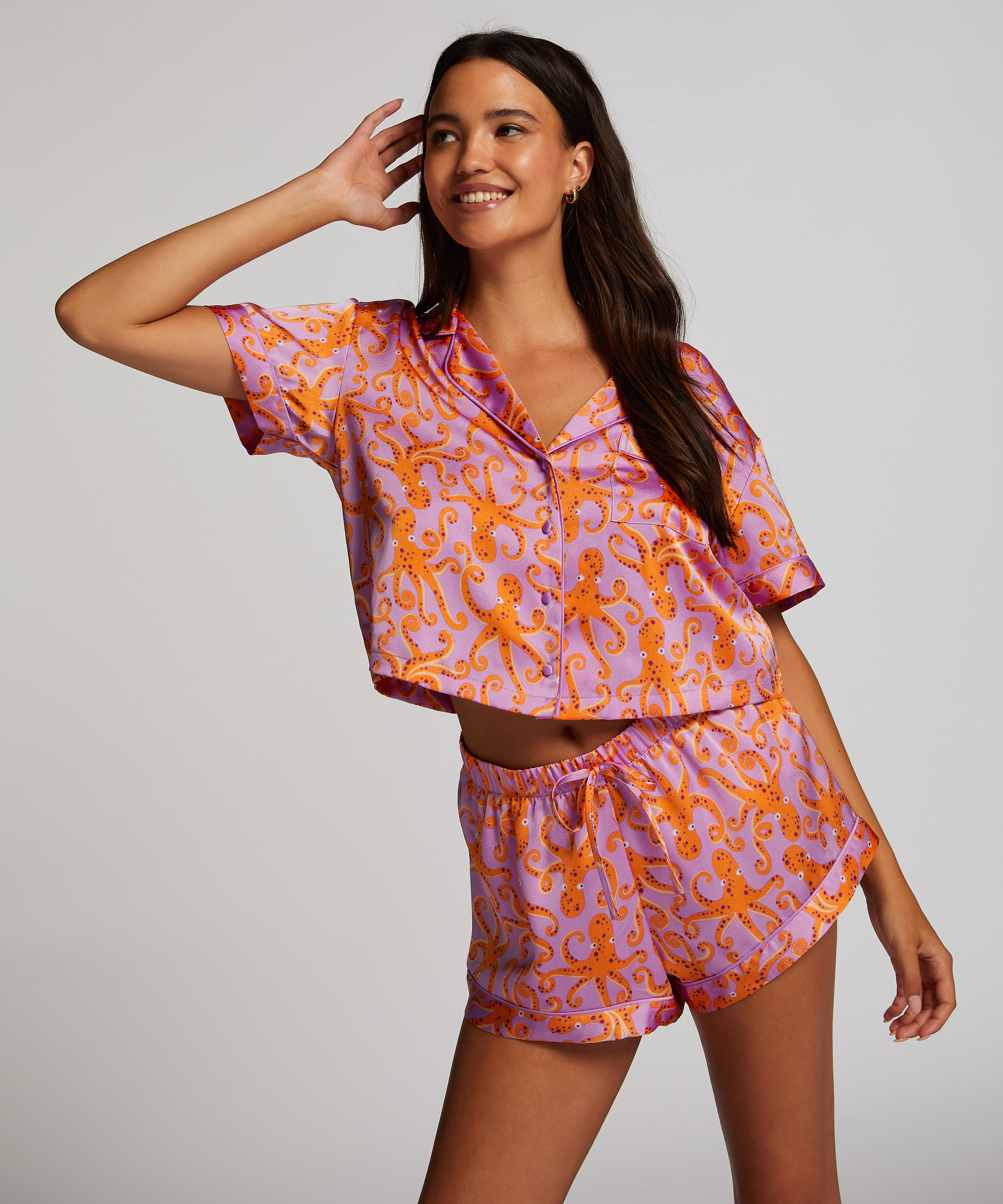 Satynowa narzutka Peppers z kr&oacute;tkim rękawem, Fioletowy, main