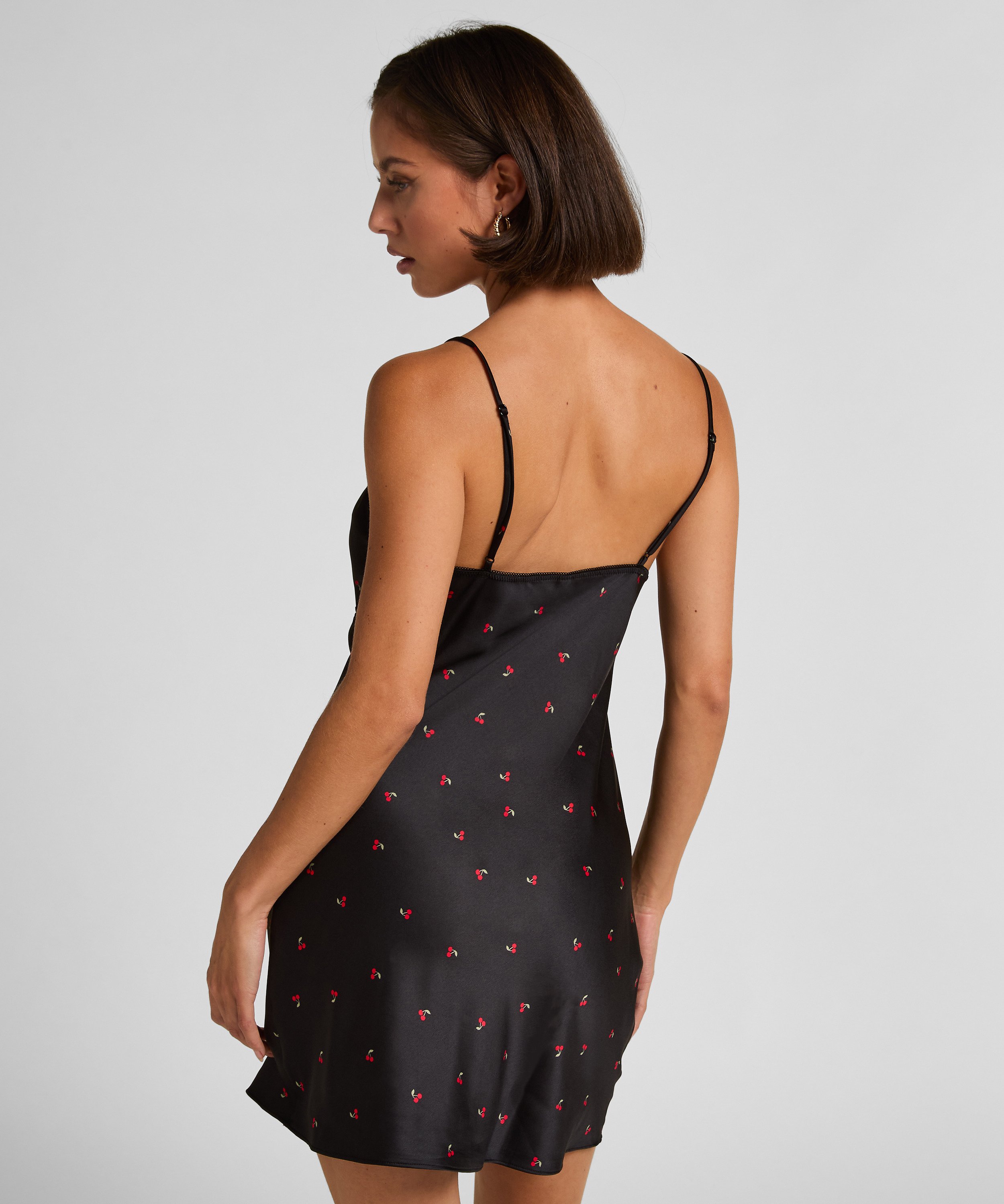 Halka Chelsey, Czarny, main