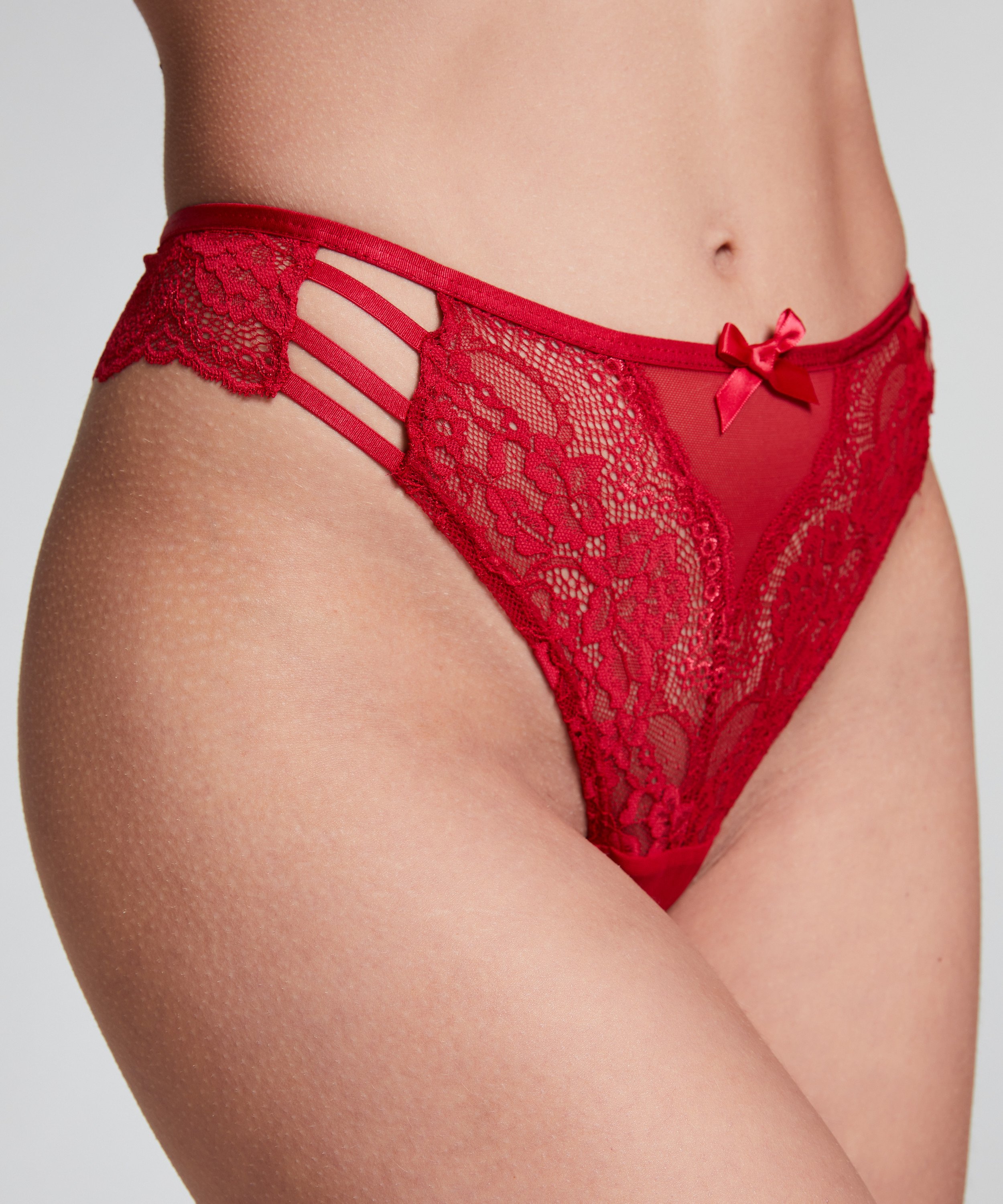 Brazyliany Belle, Czerwony, main