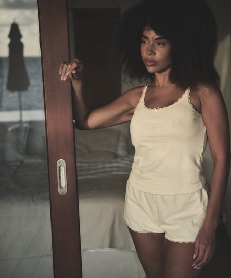 Szorty Pointelle, Żółty