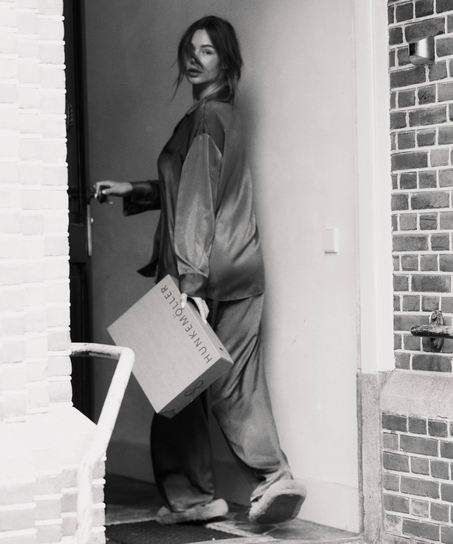 Spodnie z satyny, Niebieski