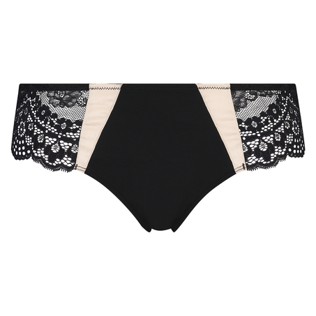 Nikki Brazilian, Czarny