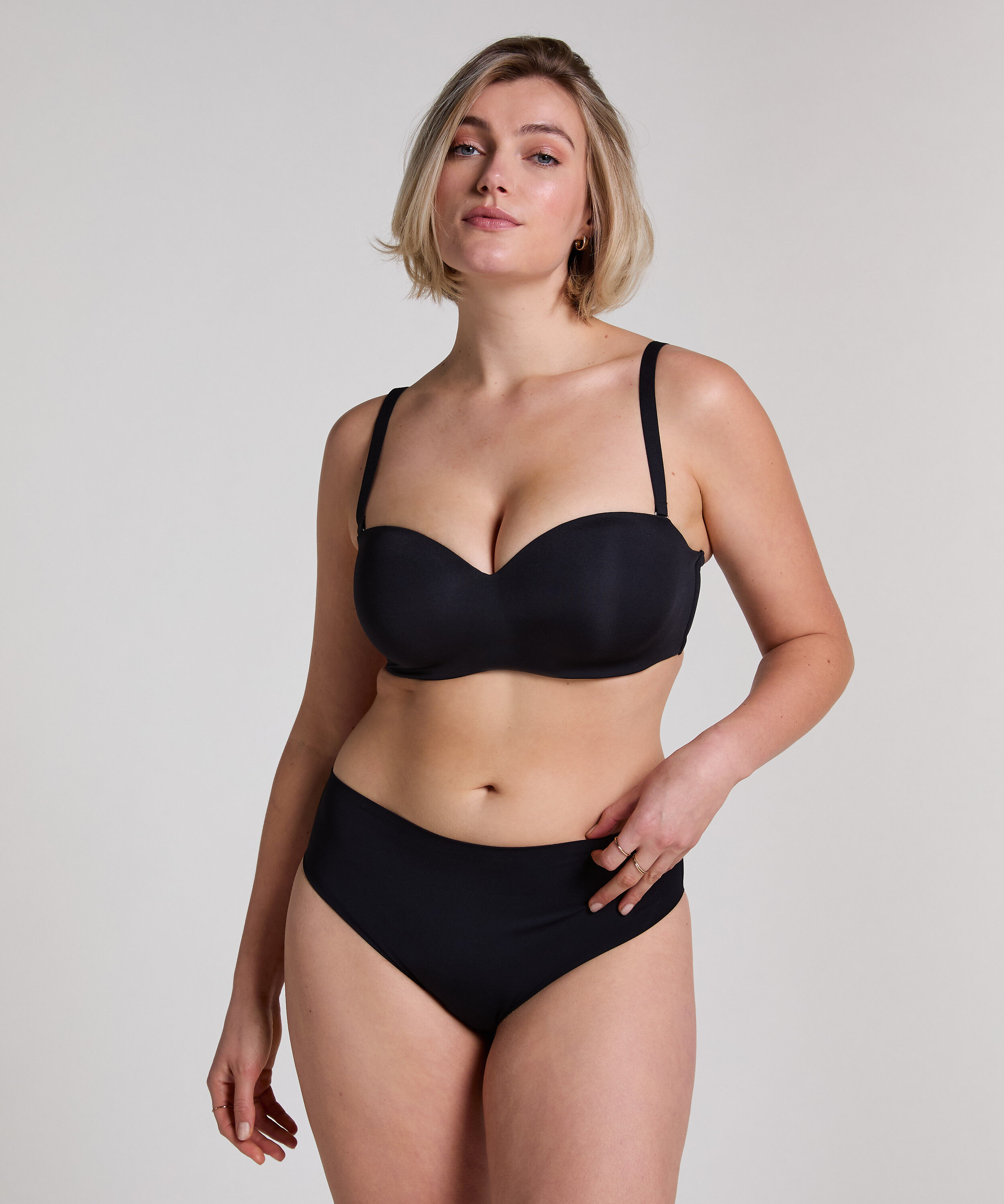 Brazyliany Smooth, Czarny