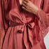 Satynowe kimono, R&oacute;żowy