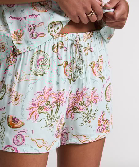 Satynowe szorty, Zielony