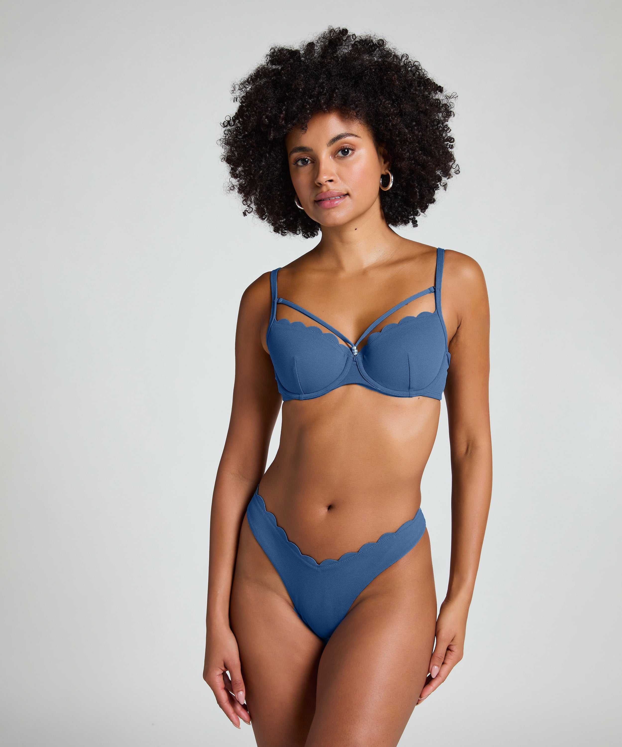 Usztywniany top bikini z fiszbinami Scallop, Niebieski, main
