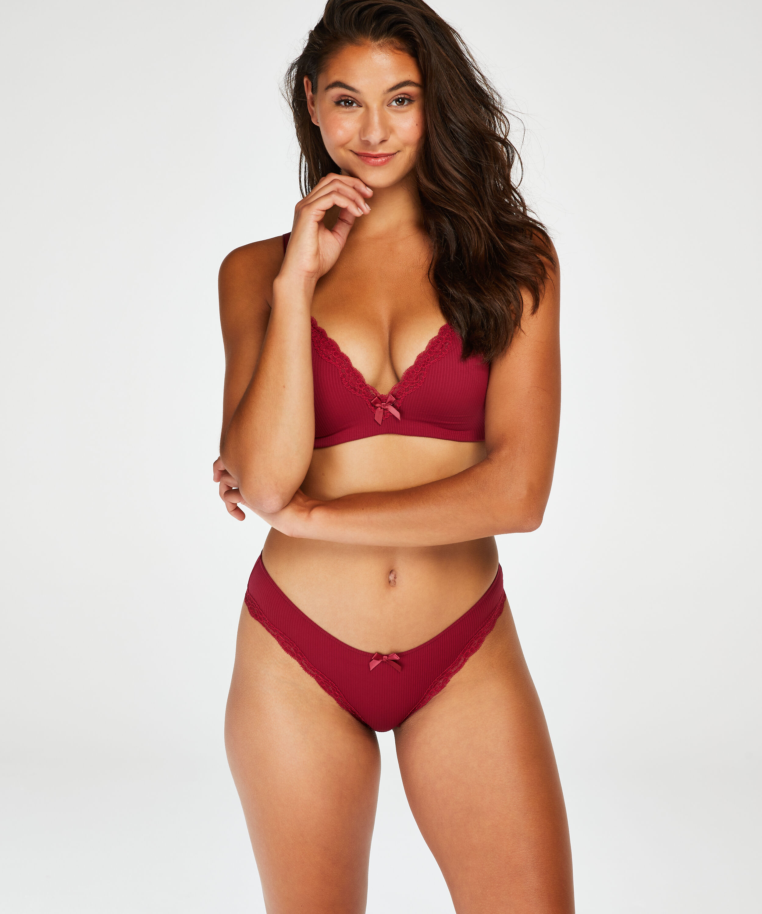 Brazyliany Lola, Czerwony