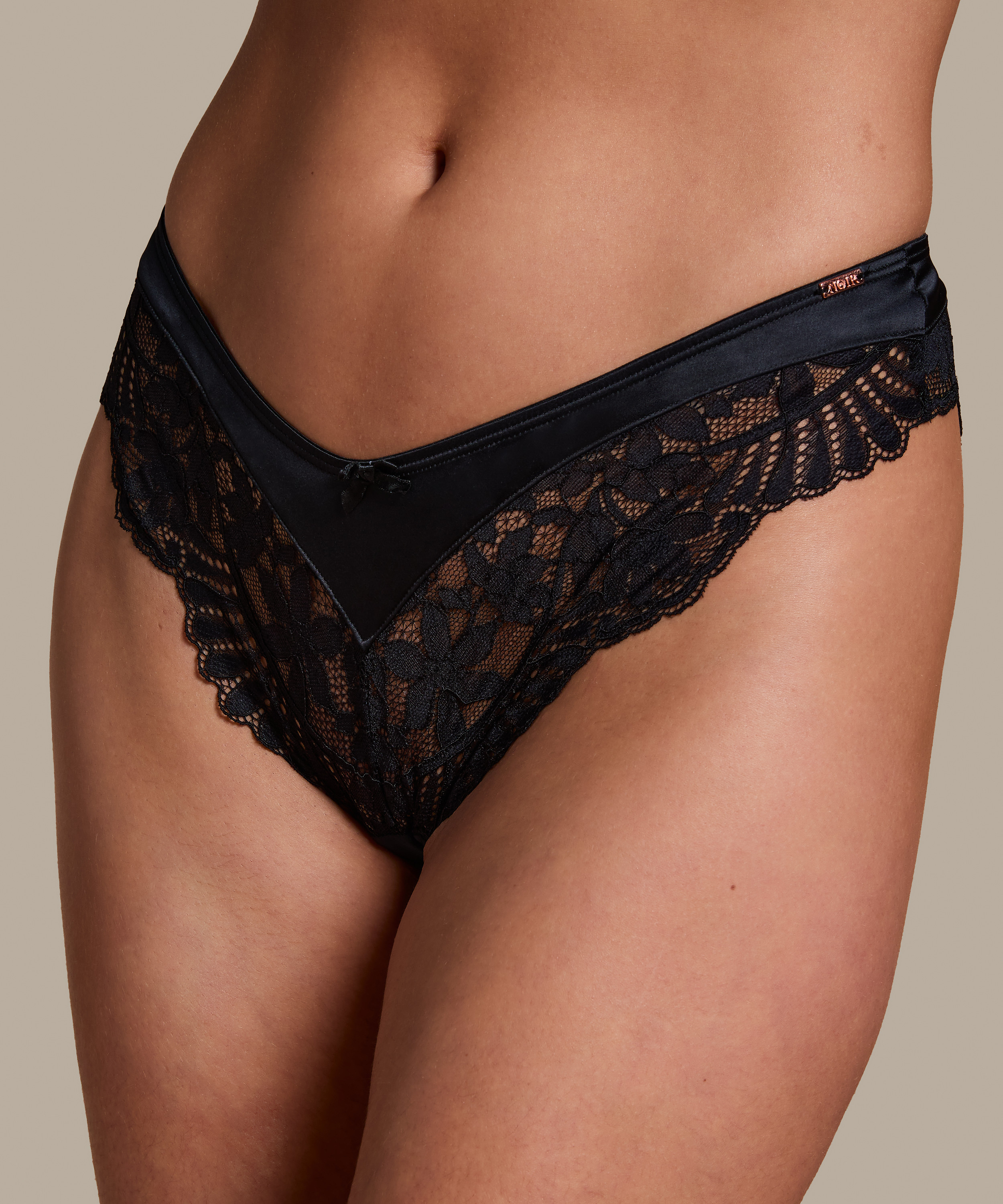 Brazyliany Poppy, Czarny, main