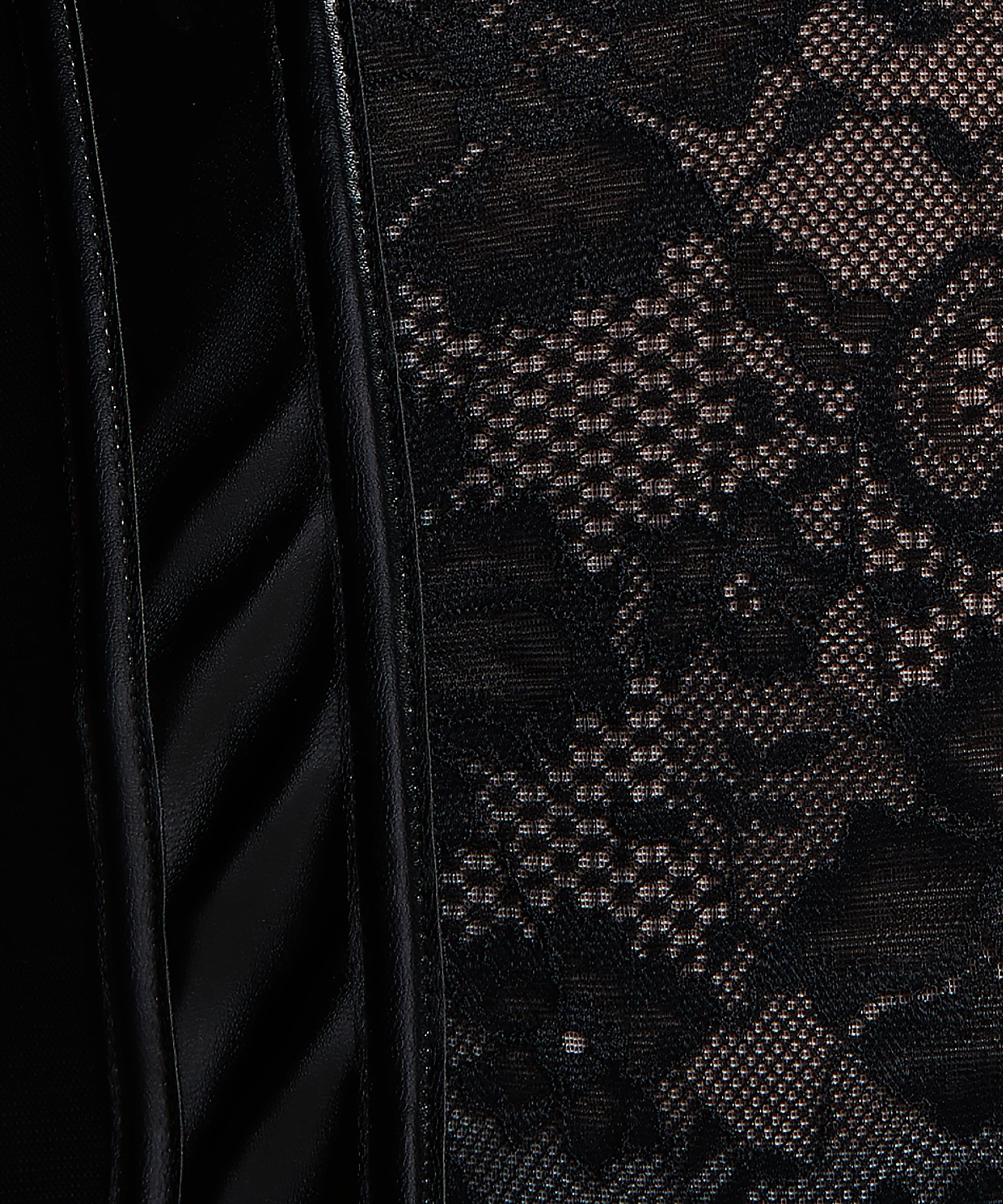 Obcisły top bez ramiączek Arizona Private, Czarny, main