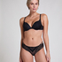 Brazyliany Anna, Czarny