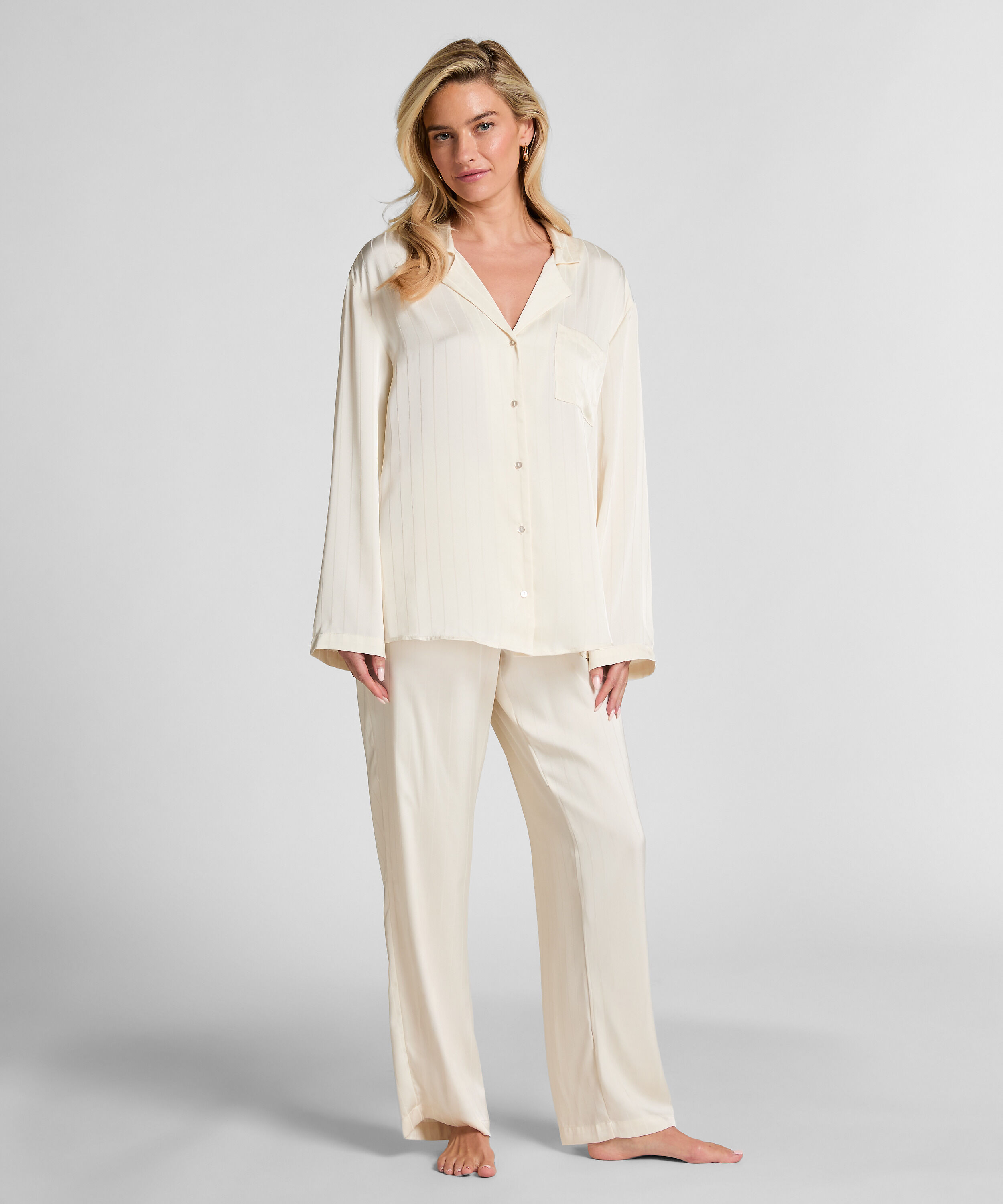 Kurtka satynowa w prążki, Biały