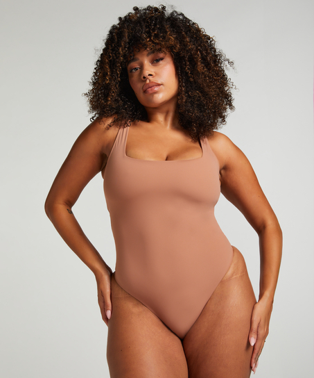 Smooth body, Brązowy