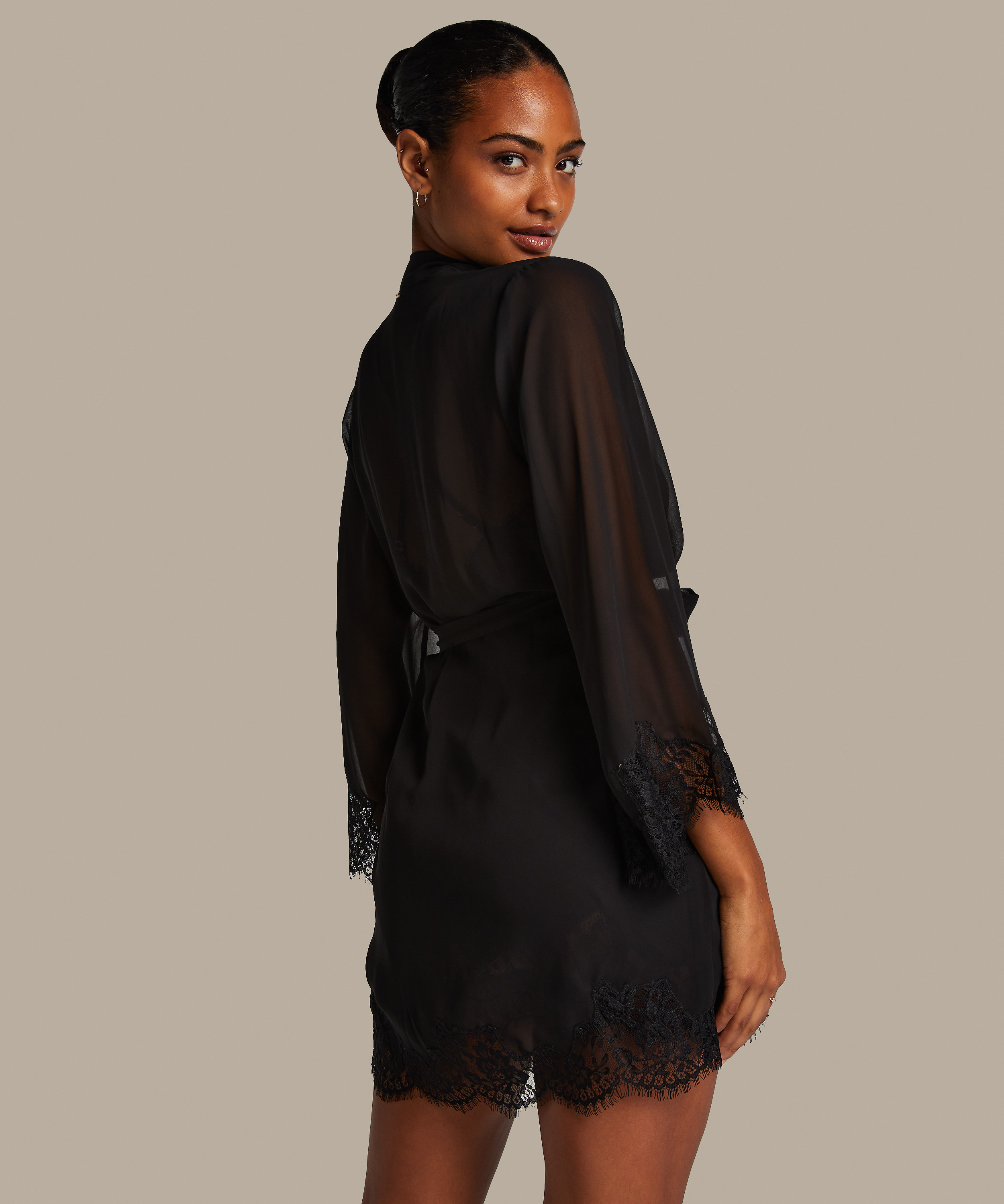 Satynowe kimono, Czarny, main