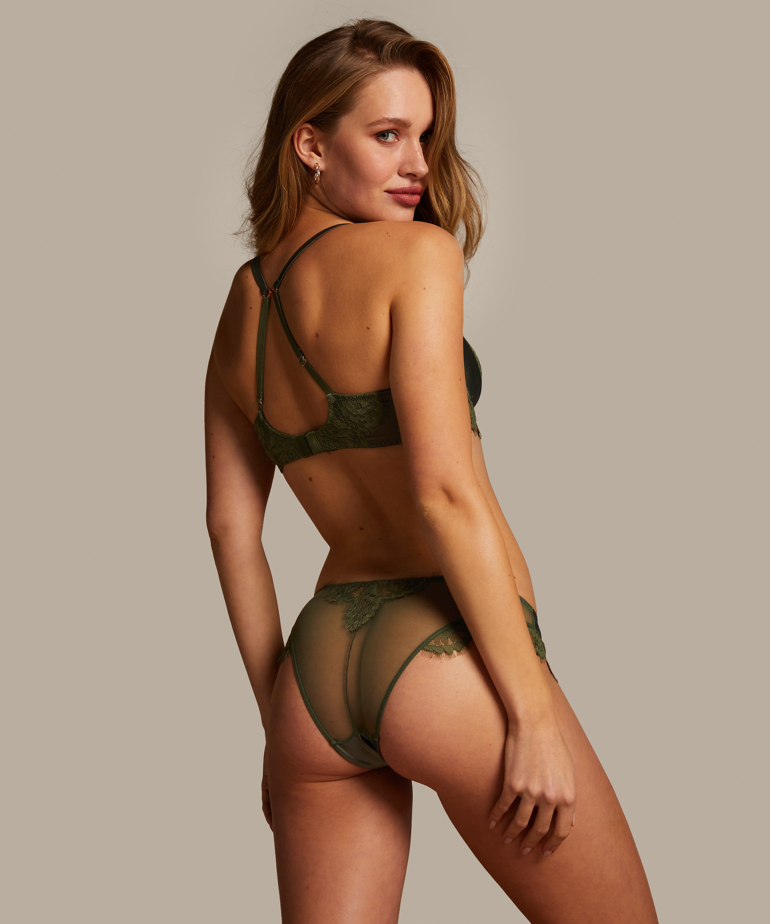 Brazyliany Hannako, Zielony, main