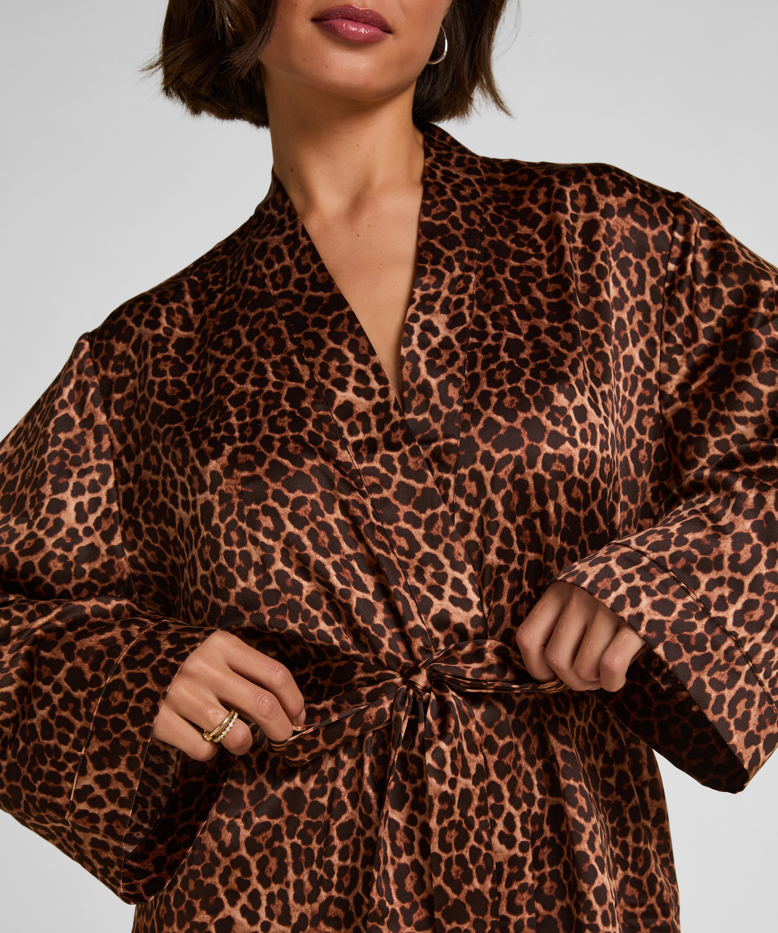 Satynowe kimono, Czarny, main