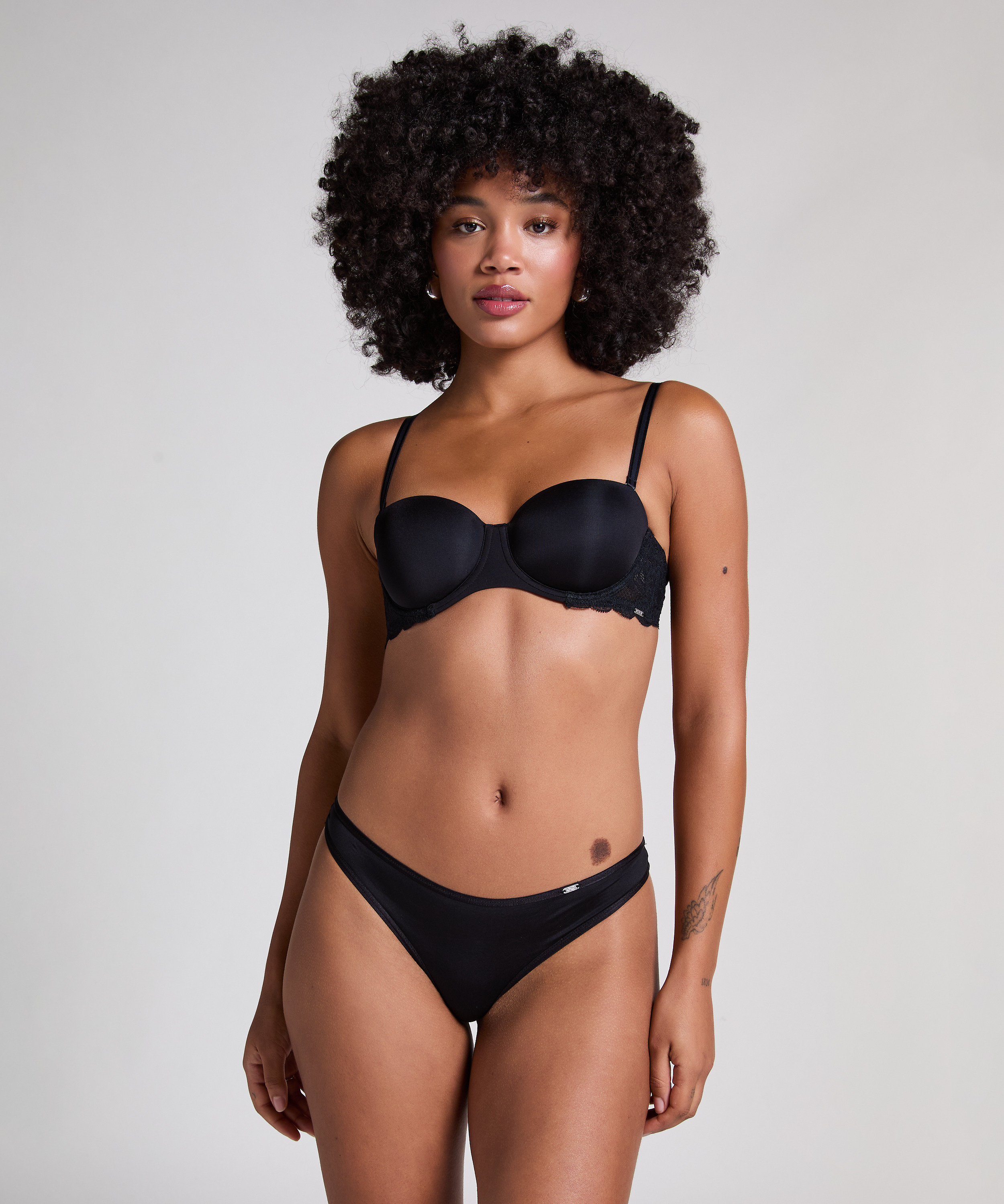 Usztywniony biustonosz z fiszbinami Angie bez ramiączek, Czarny, main