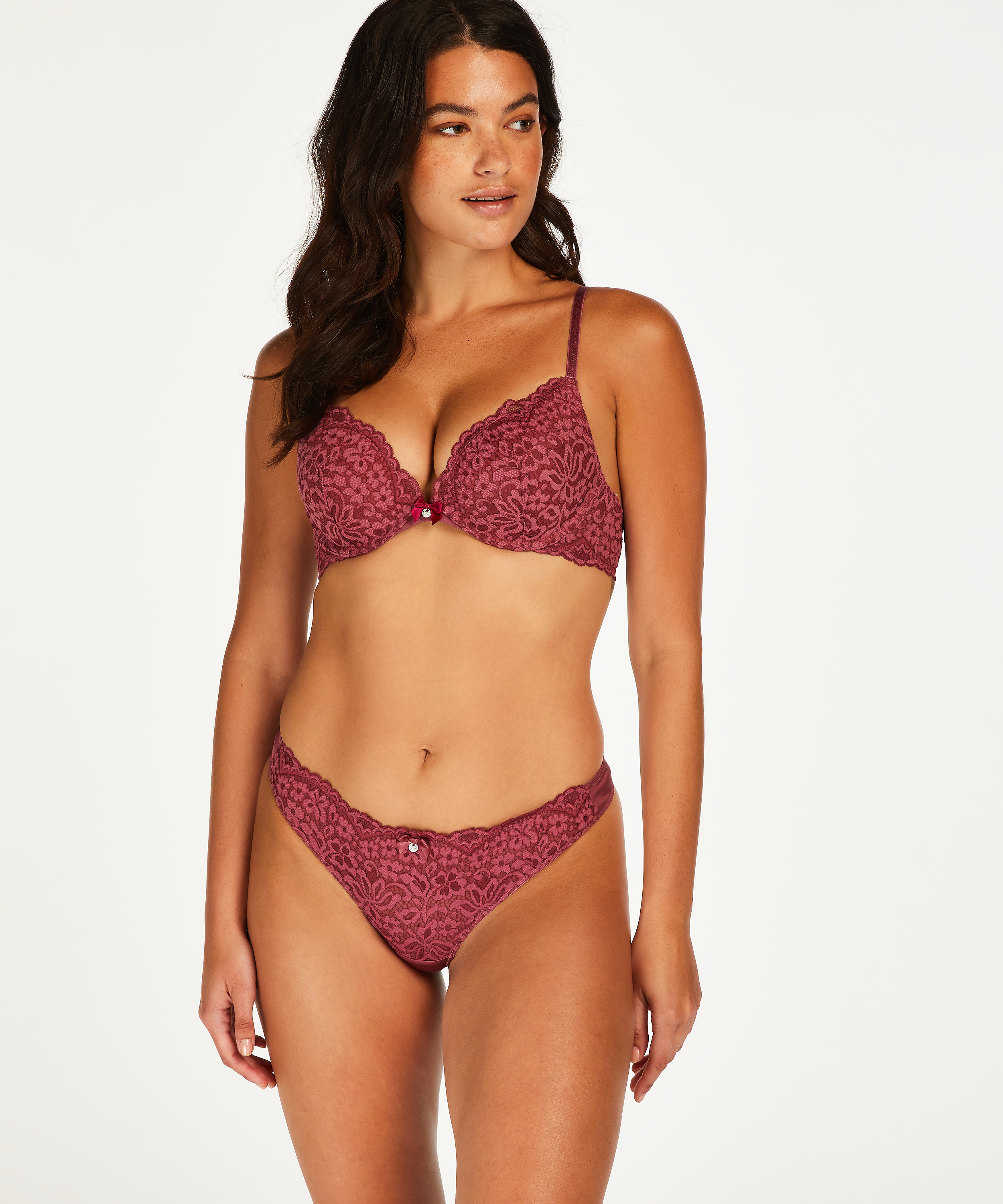 Stringi Rose, Czerwony, main