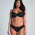 Brazyliany Lola, Czarny