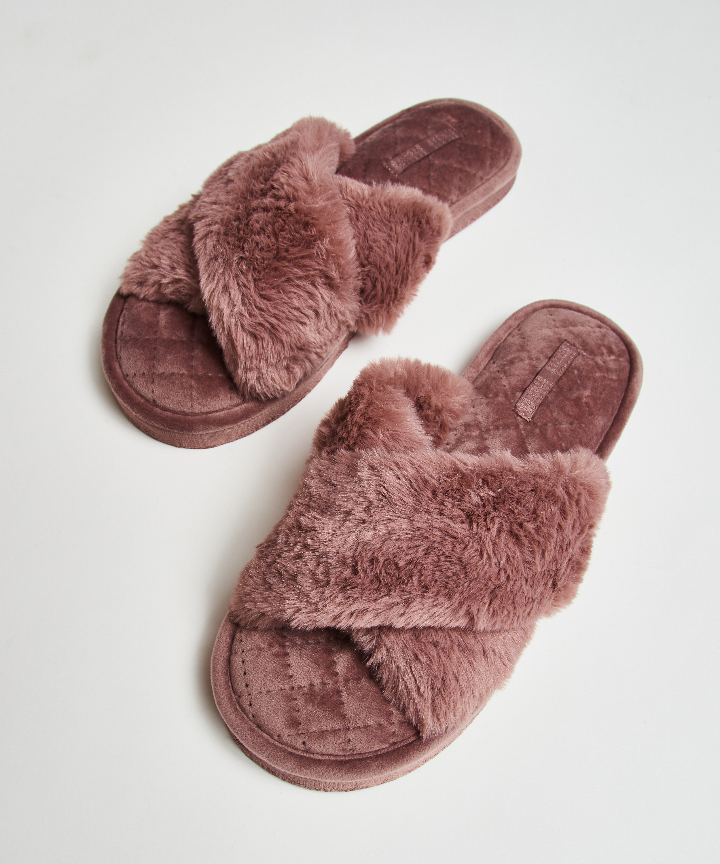 Kapcie ze sztucznym futerkiem, Fioletowy, main