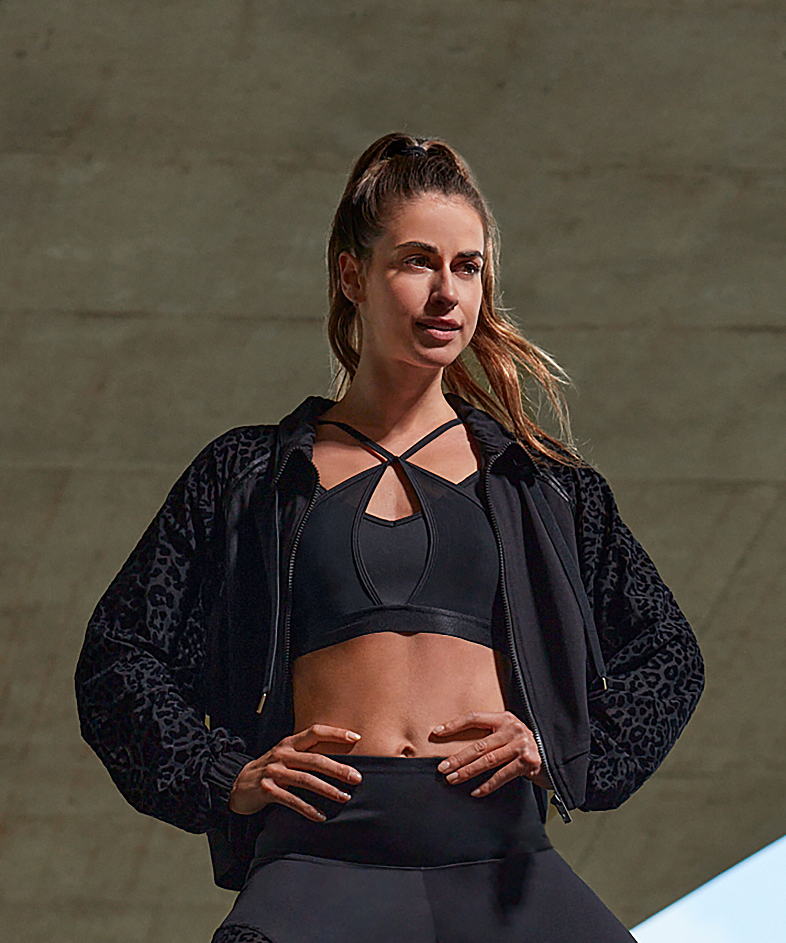 Kurtka ze zwierzęcym nadrukiem HKMX, Czarny