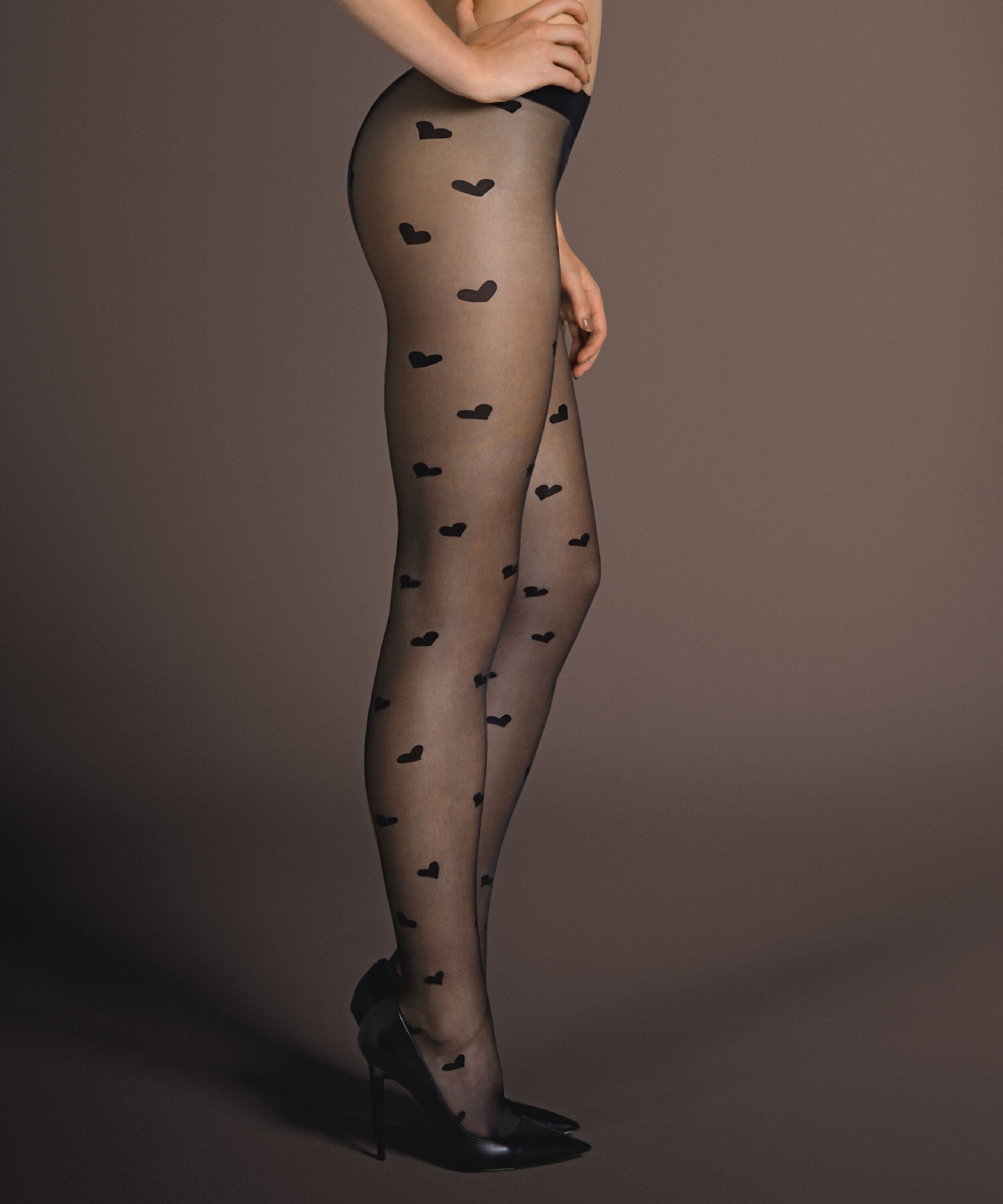 Tights Hearts, Czarny