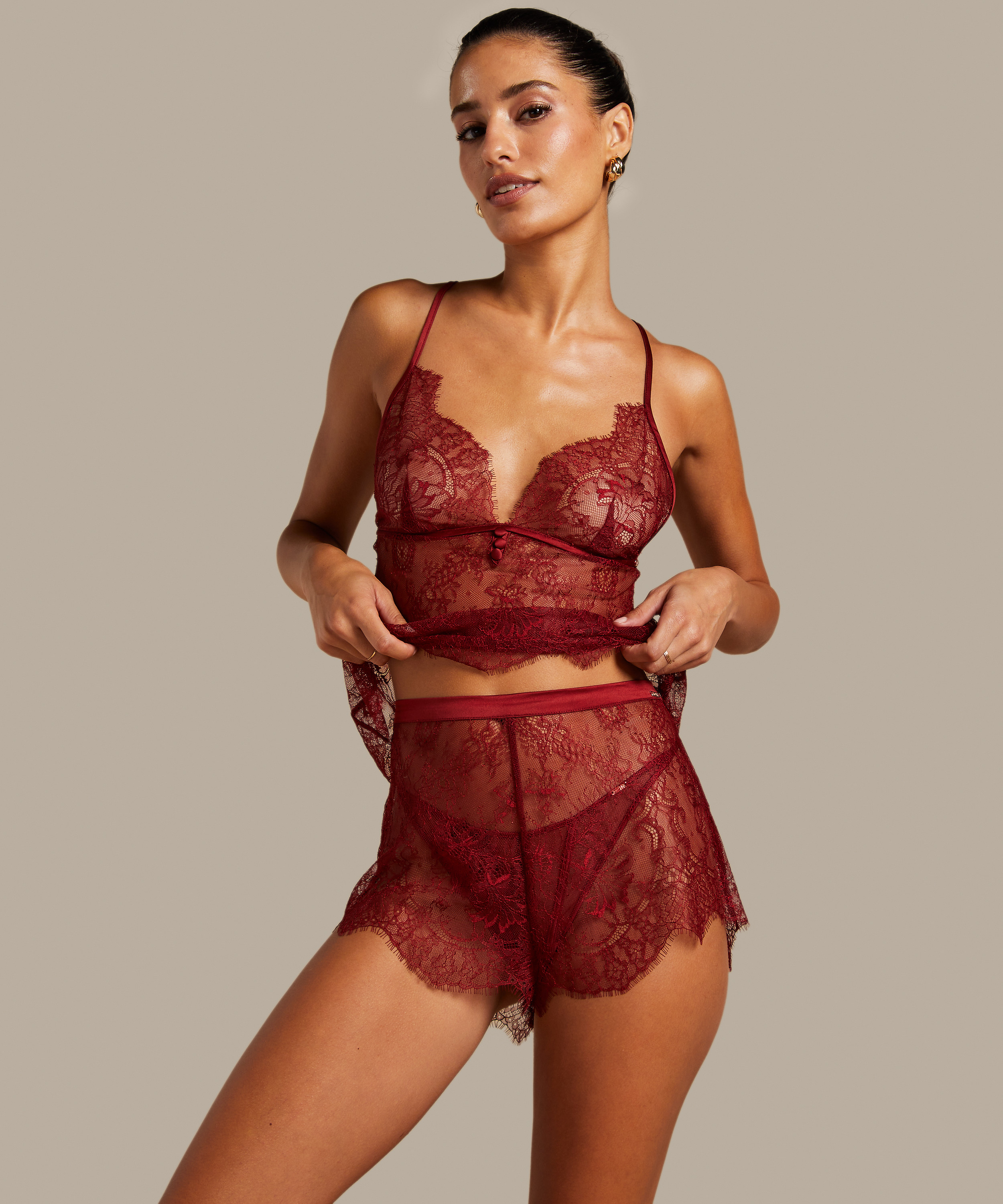 Szorty z koronki Delphine, Czerwony, main