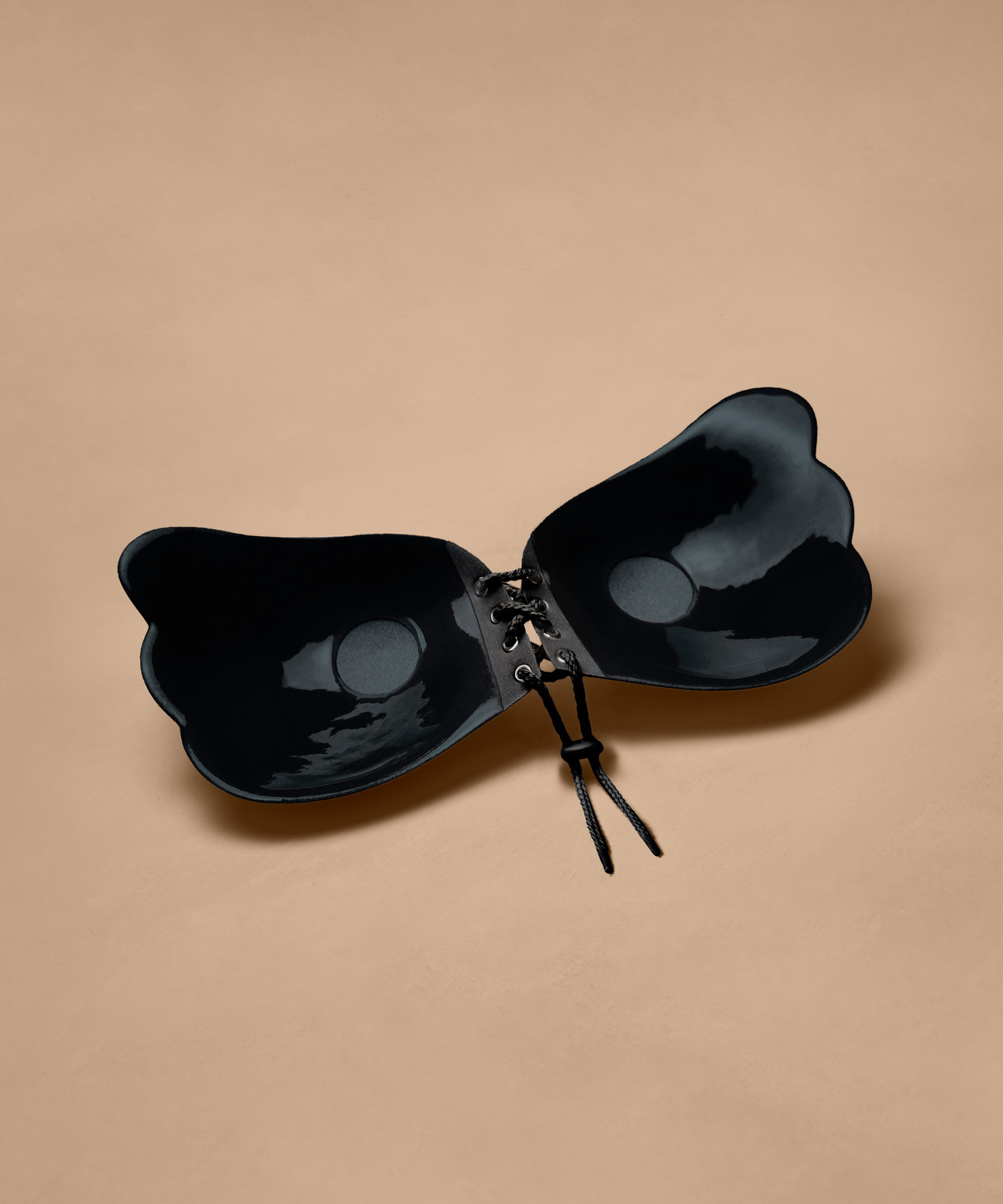 Biustonosz push-up ze skrzydełkami, Czarny, main