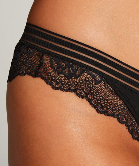 Brazyliany Sully, Czarny