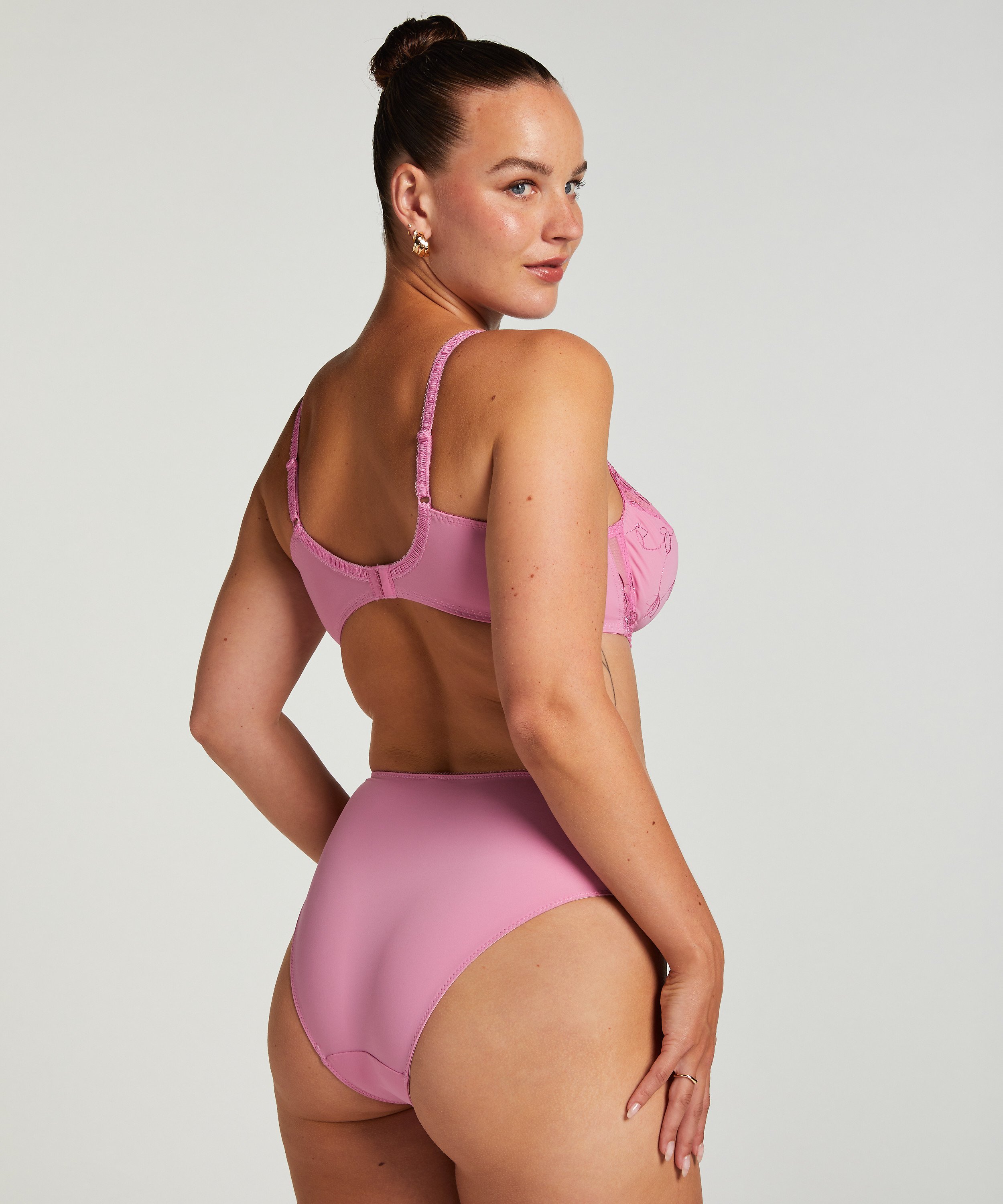 Biustonosz nieusztywniany z fiszbinami Diva, R&oacute;żowy, main