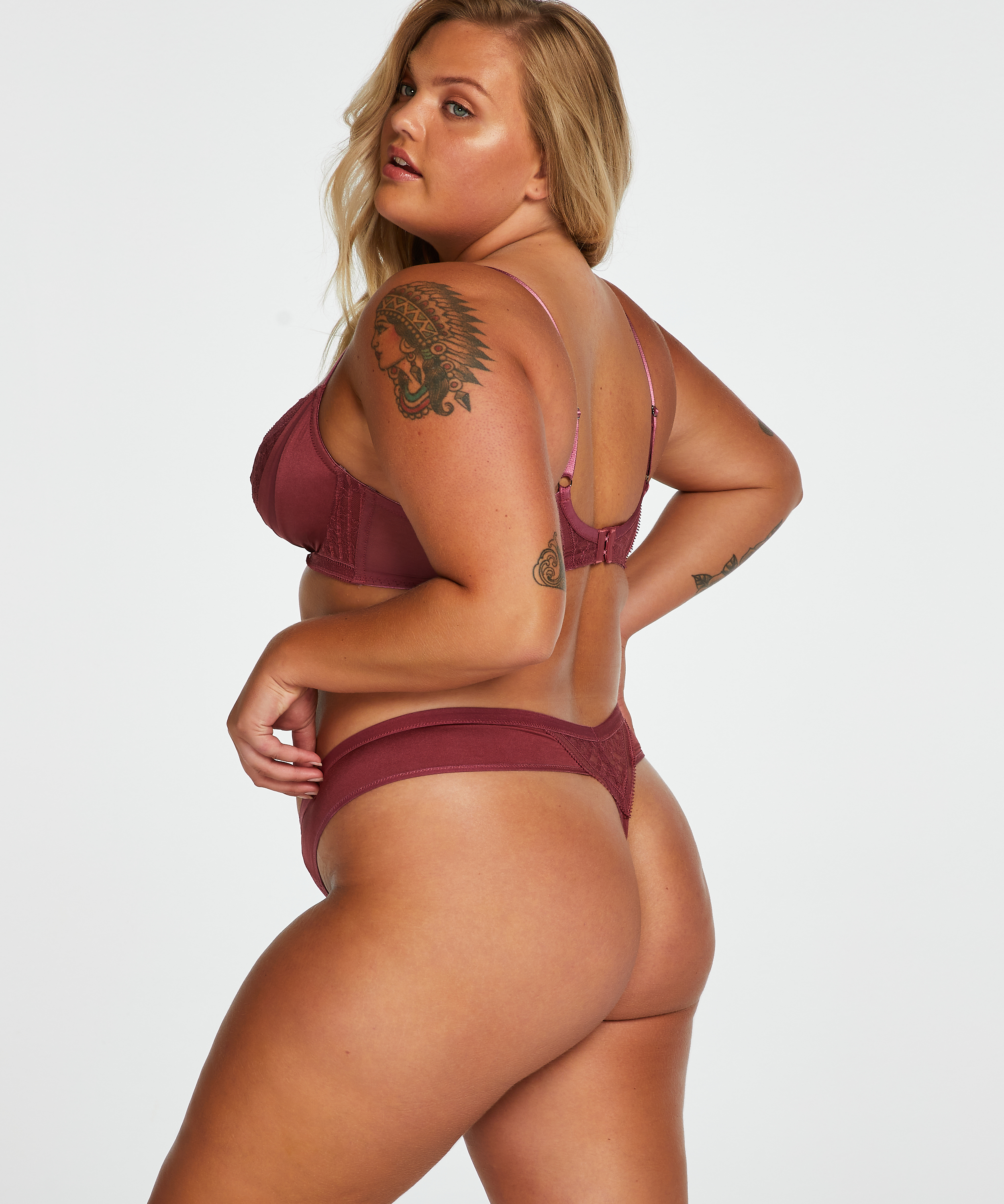 Kriss thong I AM Danielle, Czerwony, main