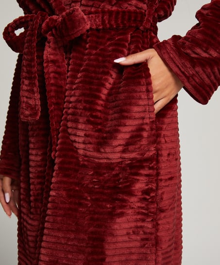 Kr&oacute;tki szlafrok z prążkowanego polaru, Brązowy