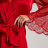 Satynowe kimono z koronką, Czerwony