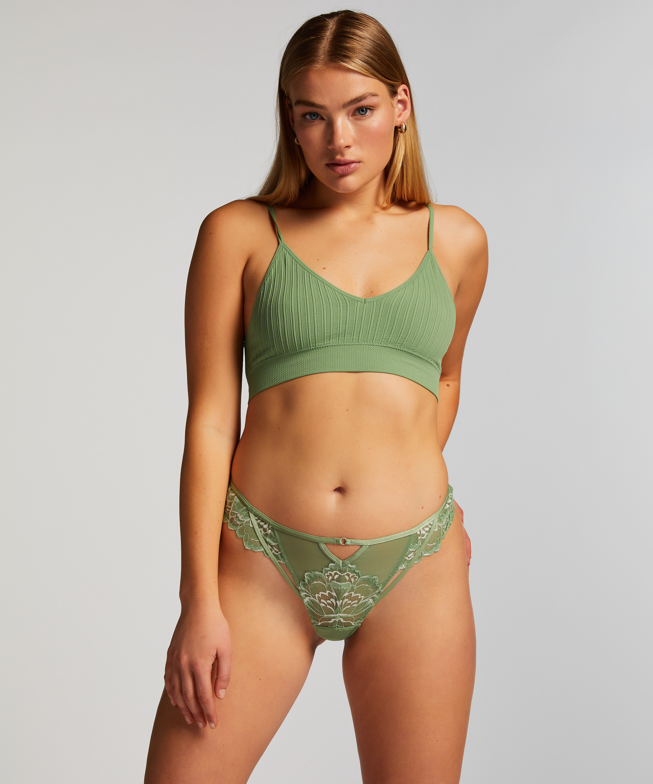 Stringi River, Zielony, main