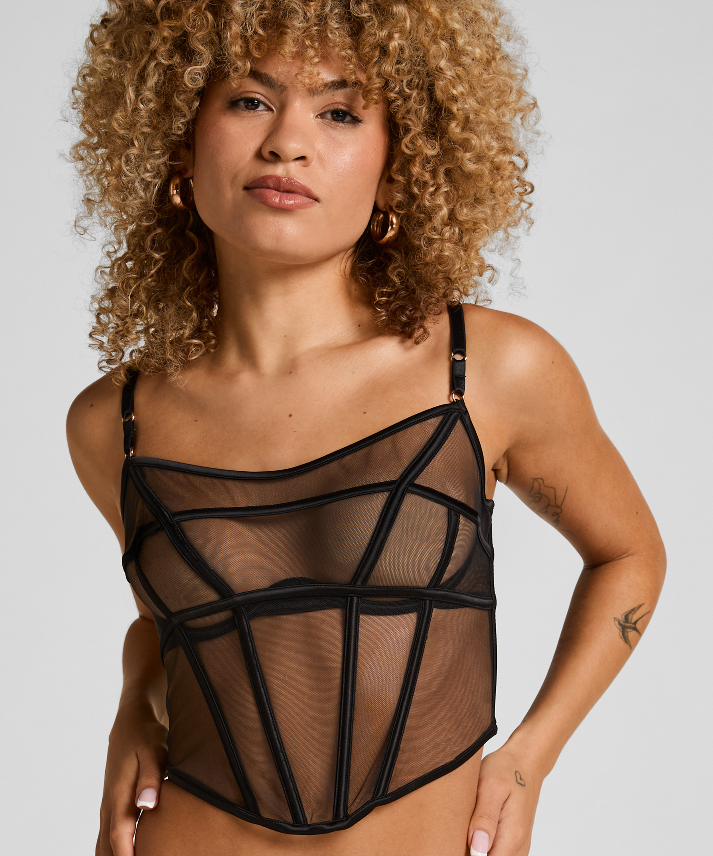 Stringi Jana, Czarny, main