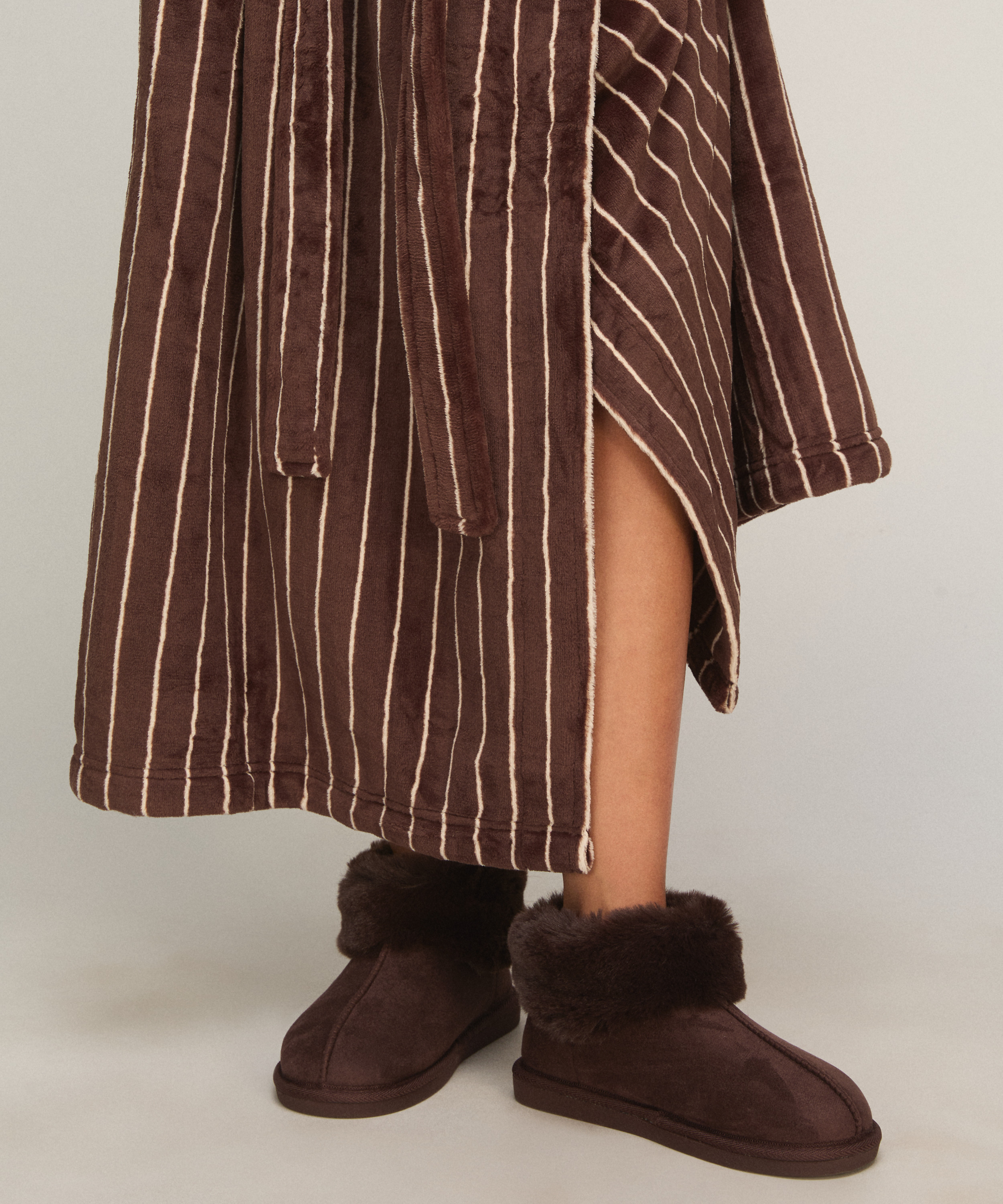Kapcie Boot Faux Suede, Brązowy, main