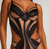 Body Nisha, Czarny