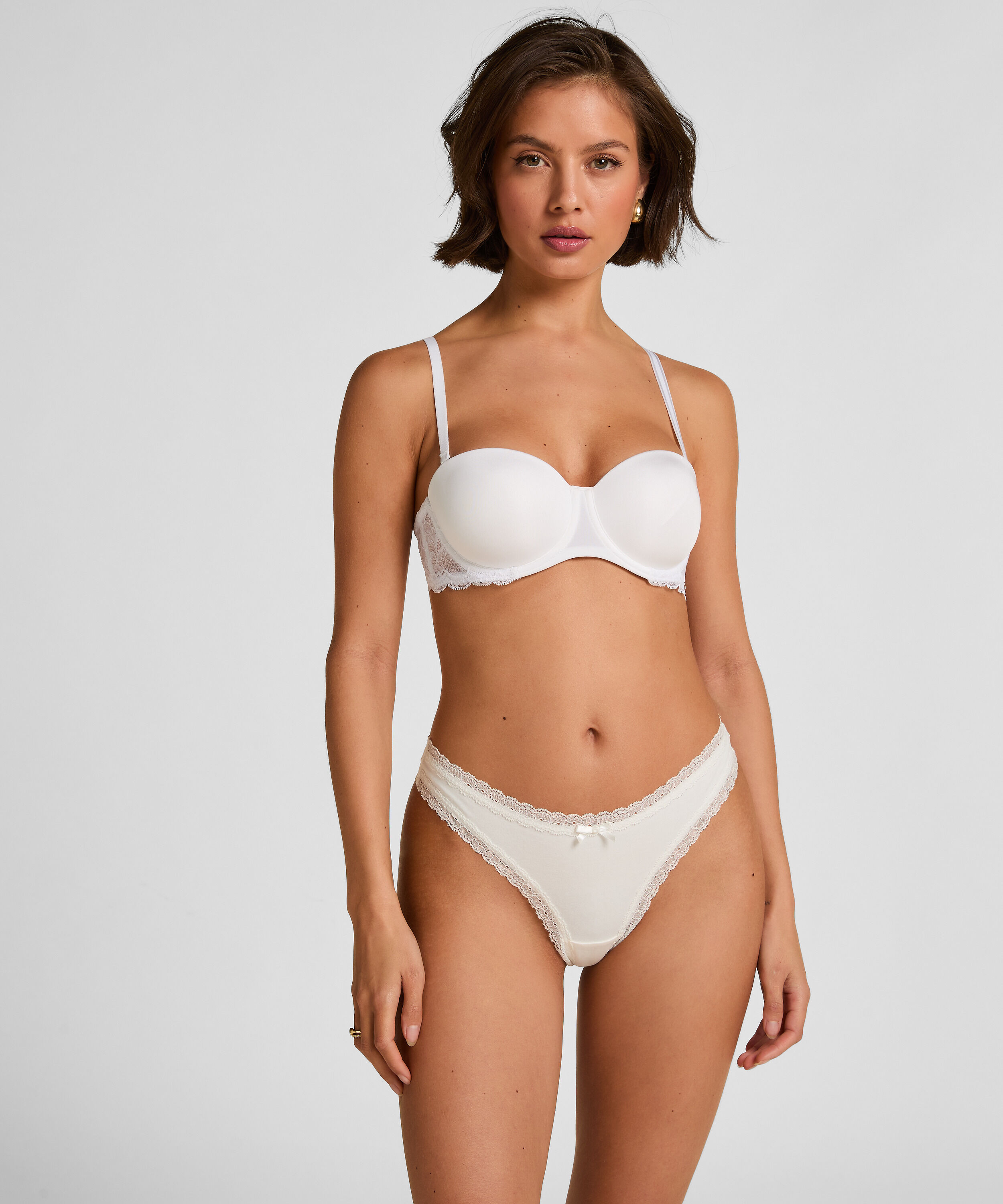 Stringi Georgia, Biały