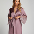 Satynowe kimono, Fioletowy