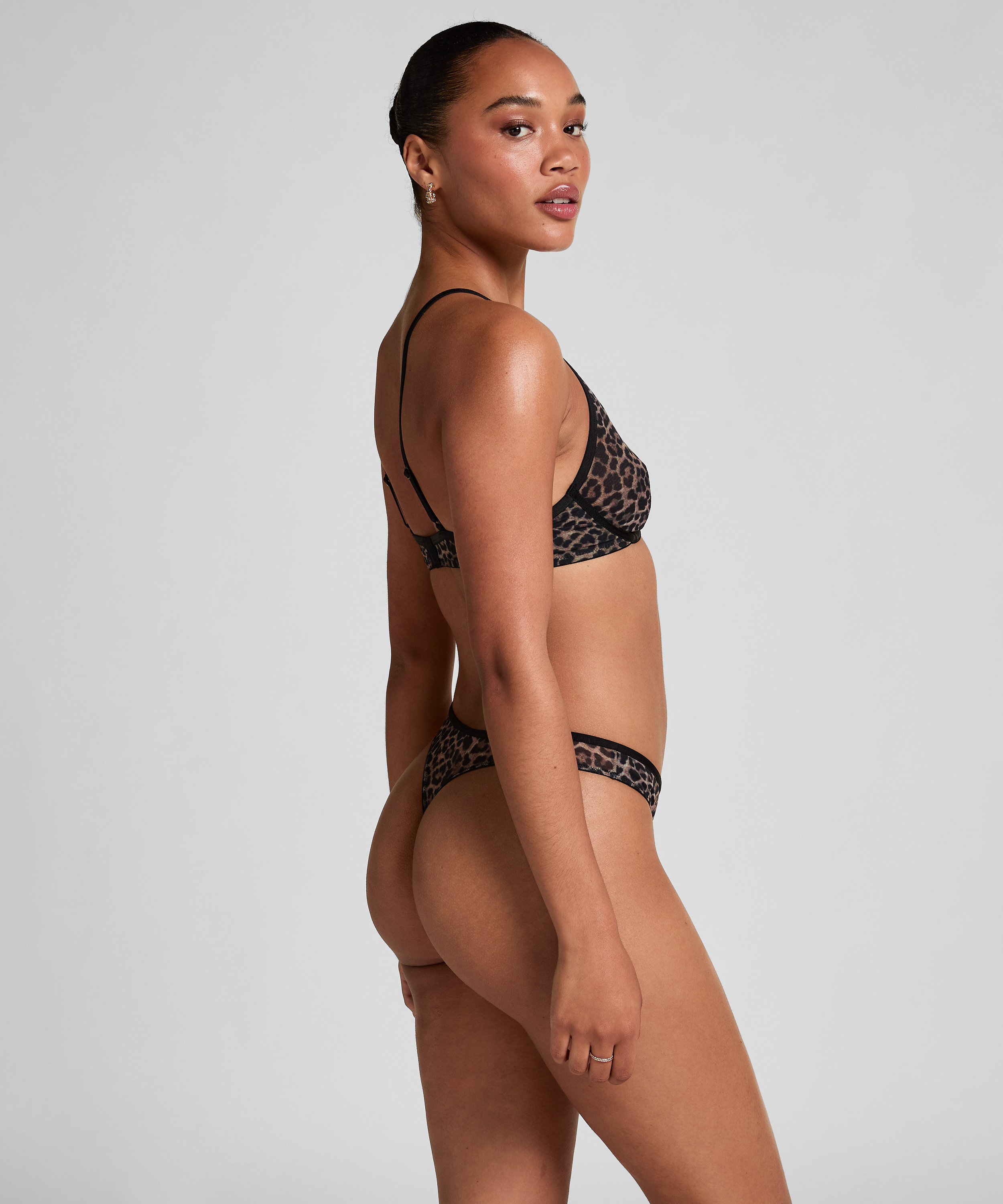 Wysoko wycięty string Leopard Tara, Czarny, main