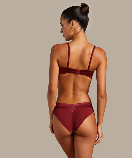 Zoe High Brazilian, Czerwony