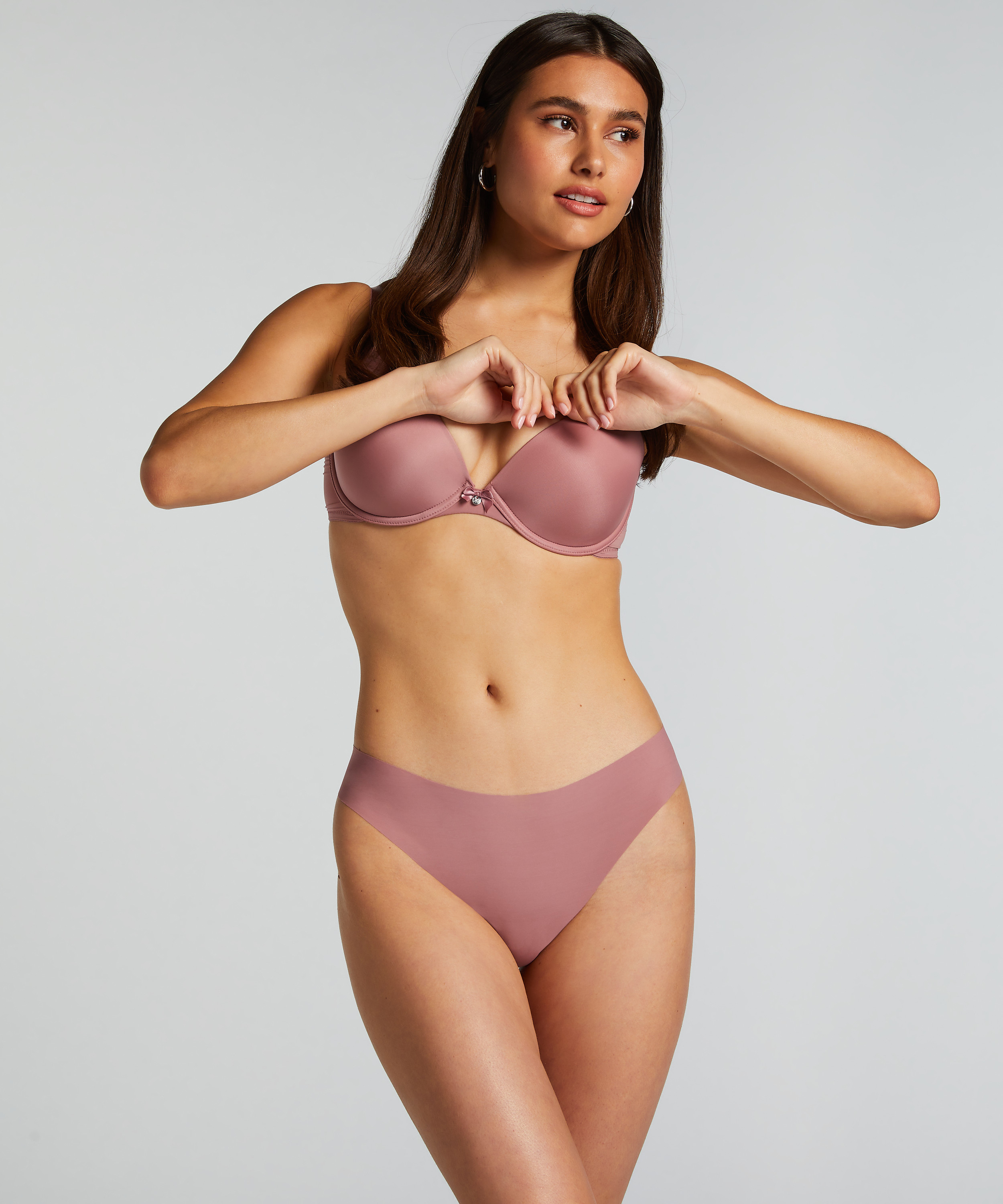 Niewidzialne stringi basic, R&oacute;żowy, main