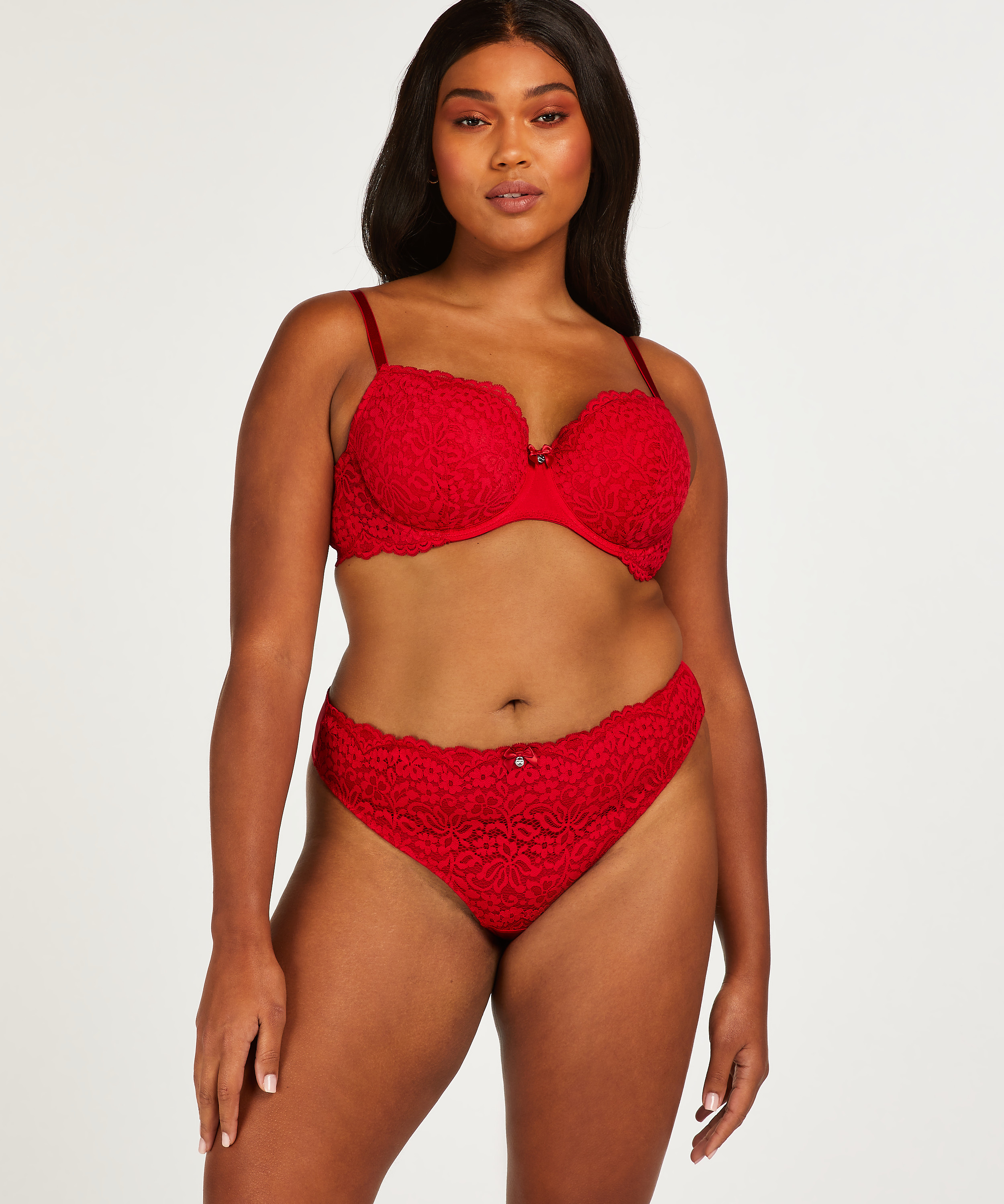 Stringi Rose, Czerwony, main