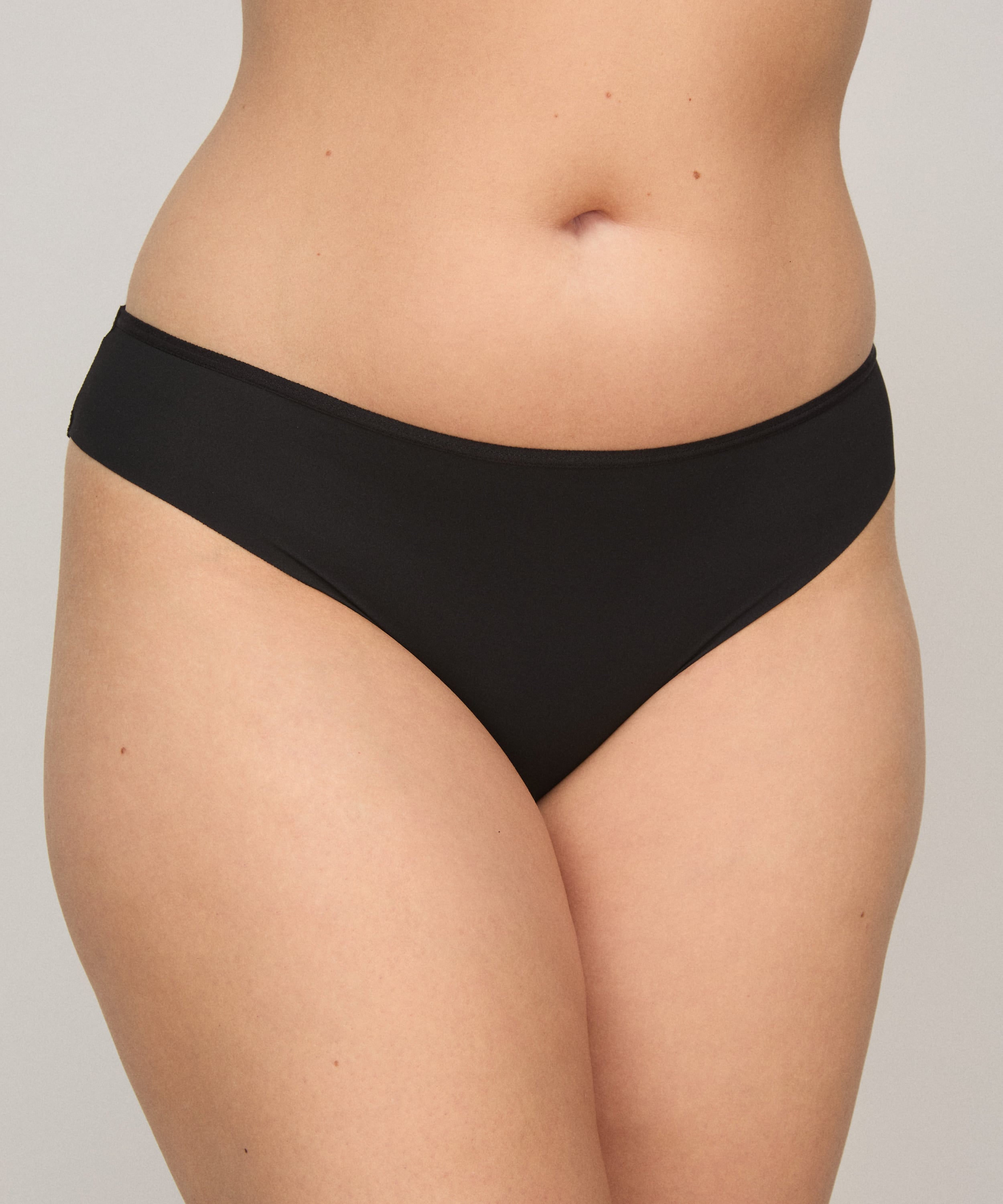 Brazyliany Invisible Lace Back, Czarny, main