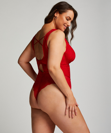 Body Mariah, Czerwony
