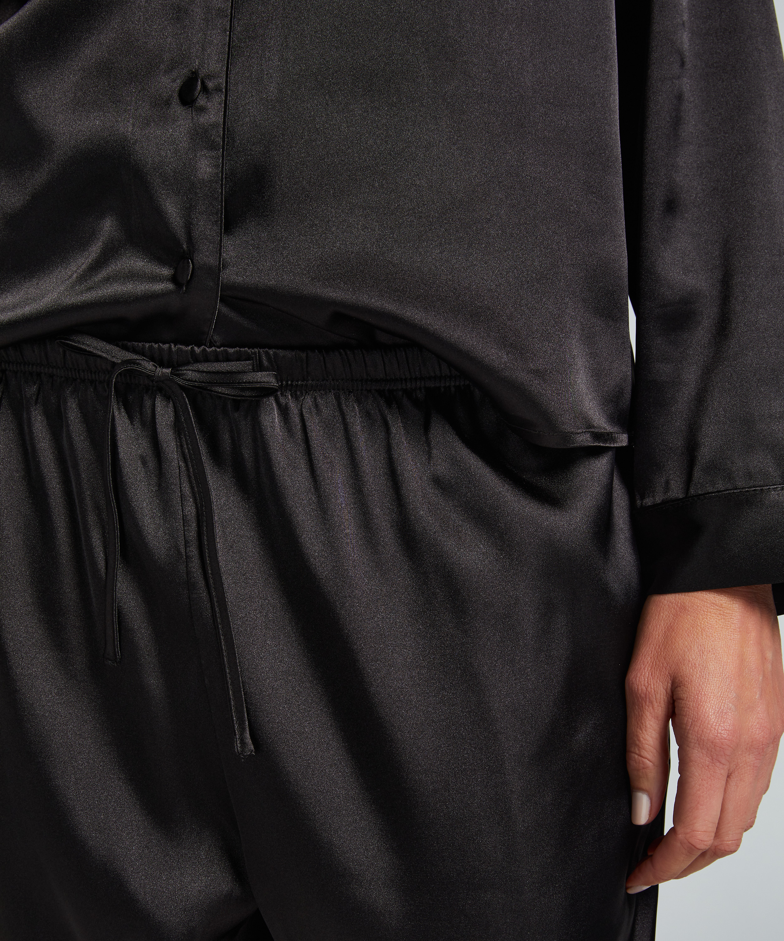 Spodnie z satyny, Czarny, main