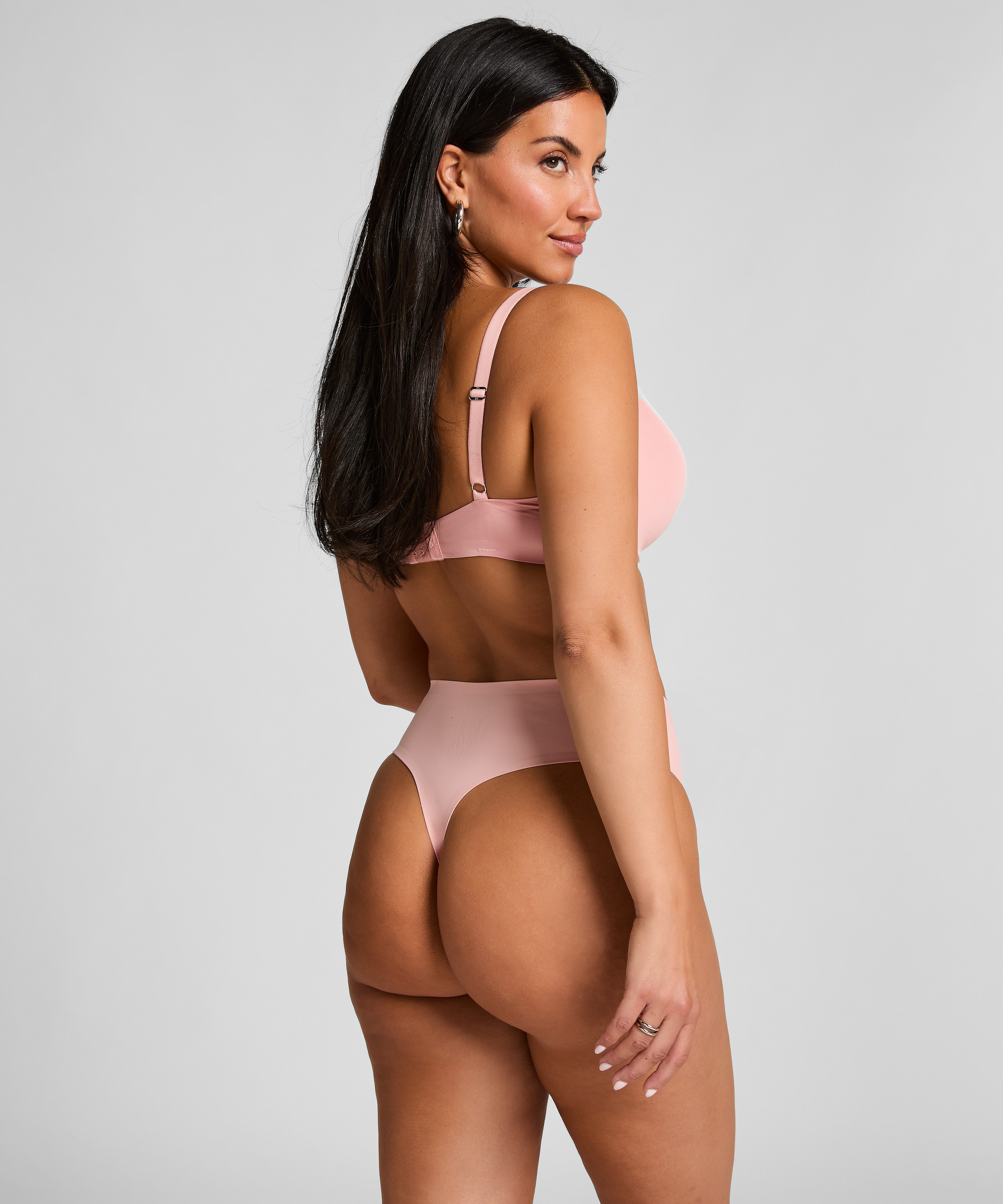 Usztywniony biustonosz push-up z fiszbinami Smooth, R&oacute;żowy, main