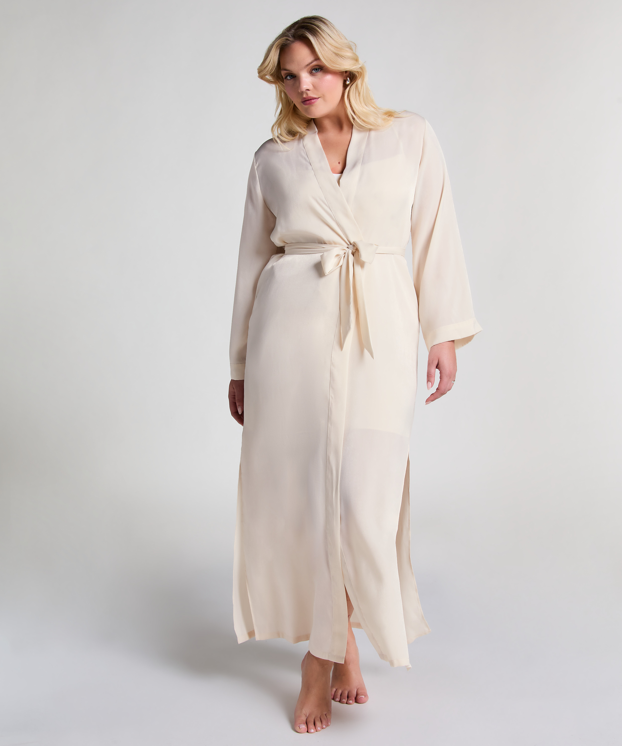 Satynowe kimono, Biały, main