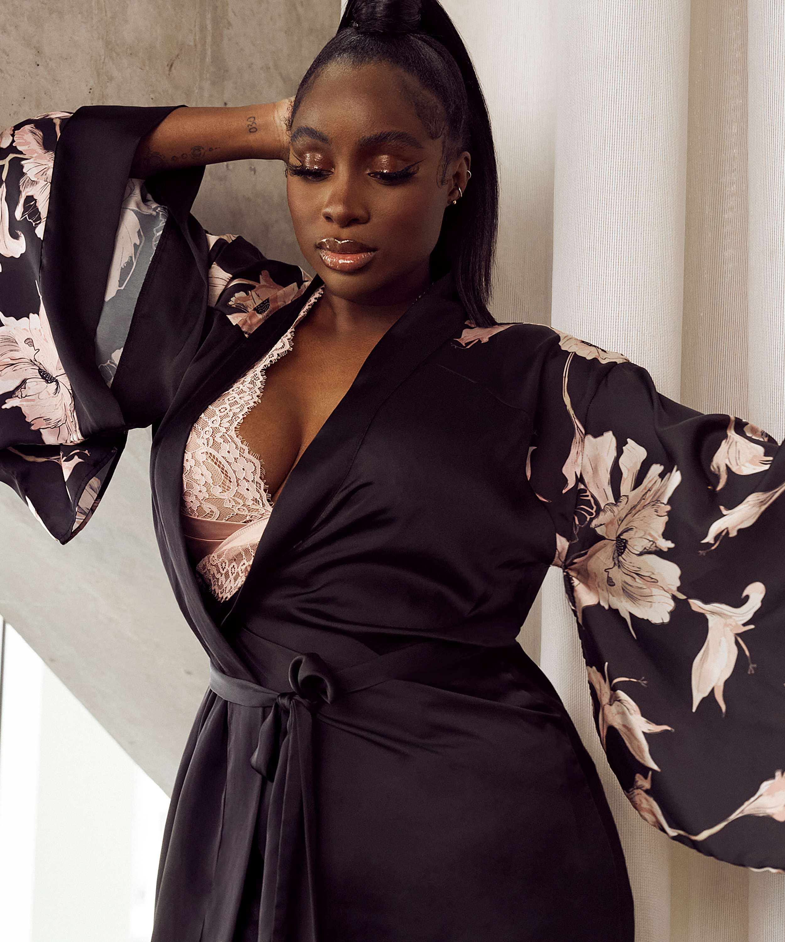 Kimono satynowe Bloom, Czarny, main