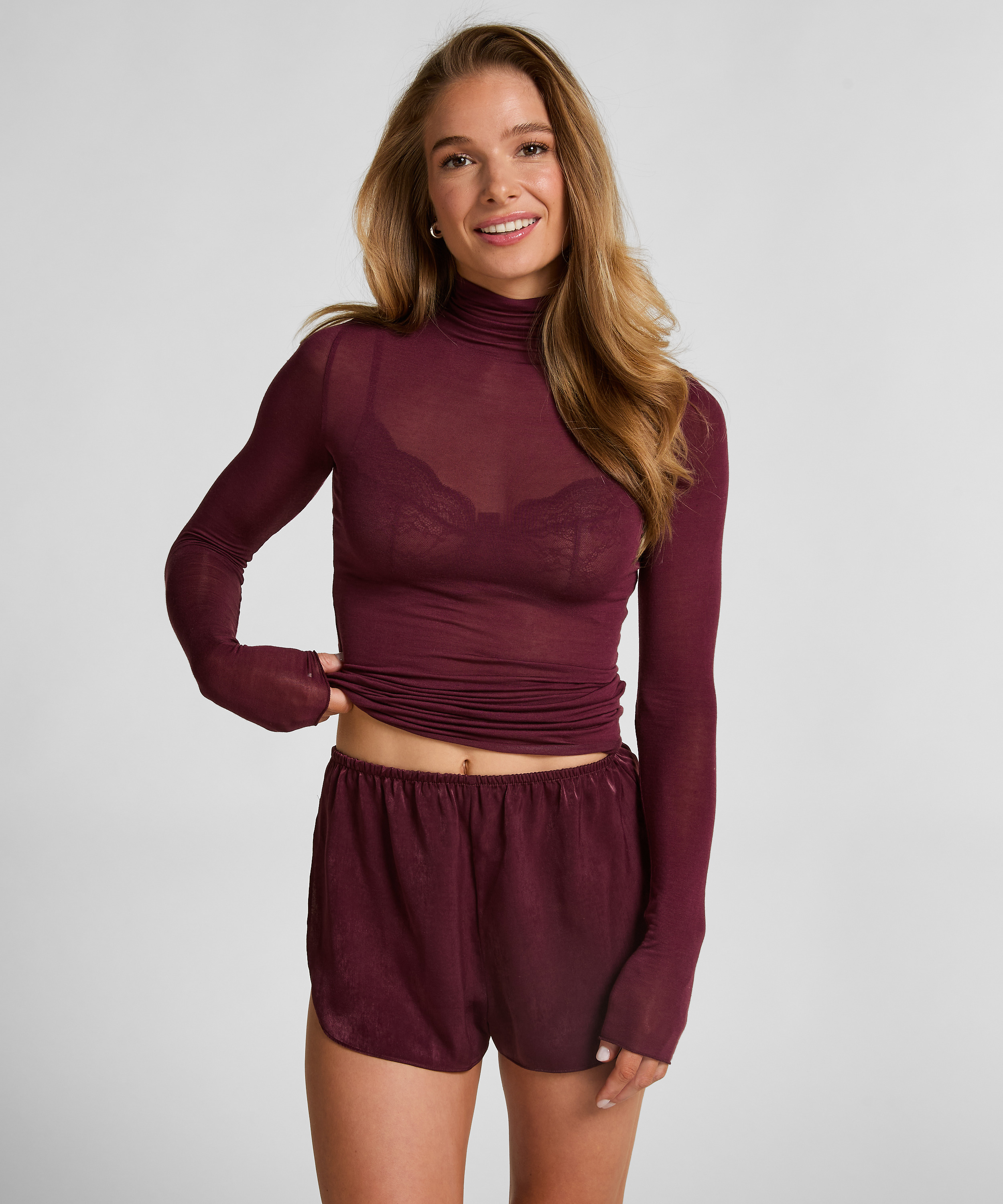 Satynowe szorty Minimal, Fioletowy, main