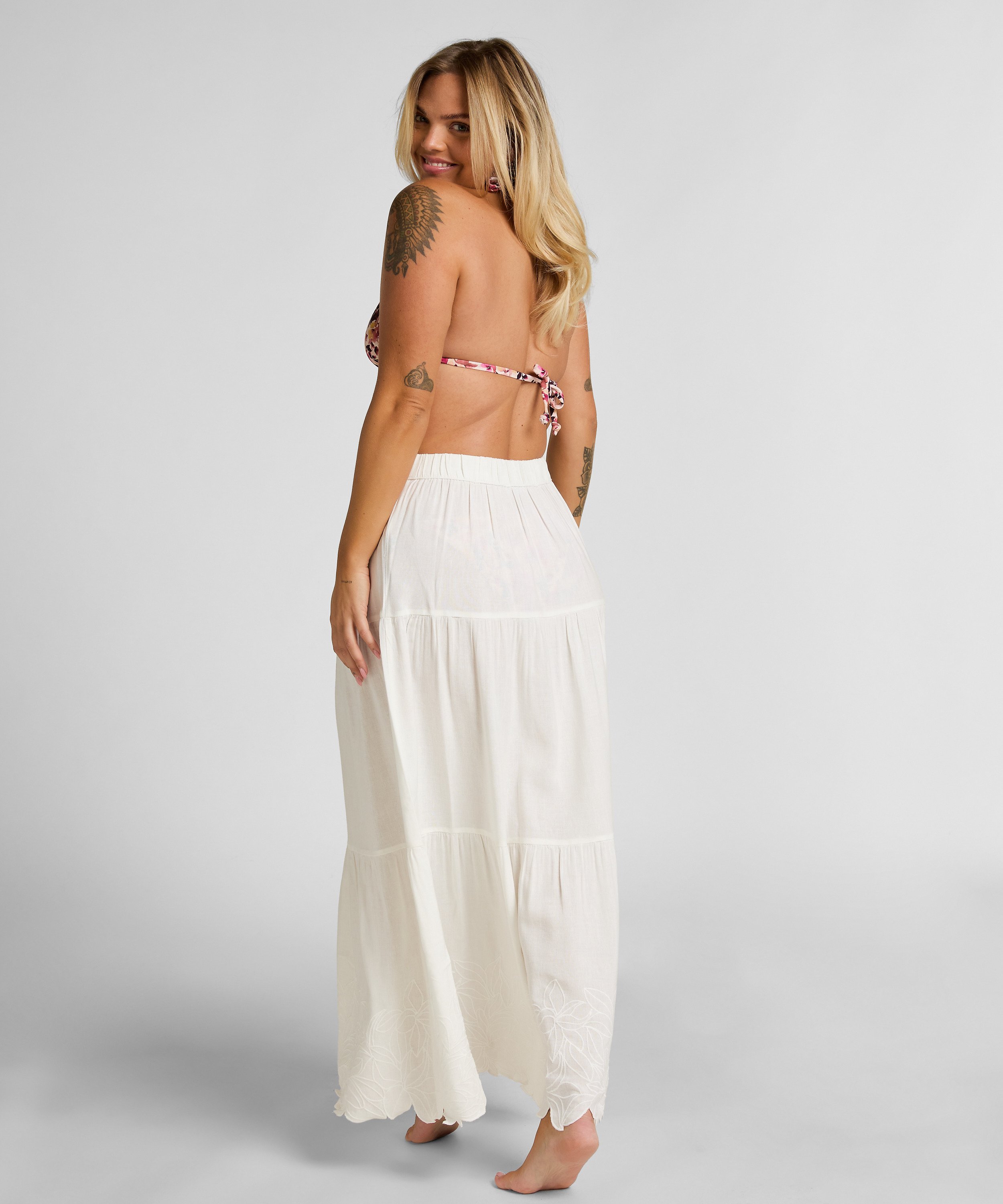 Sp&oacute;dnica haftowana, Biały, main